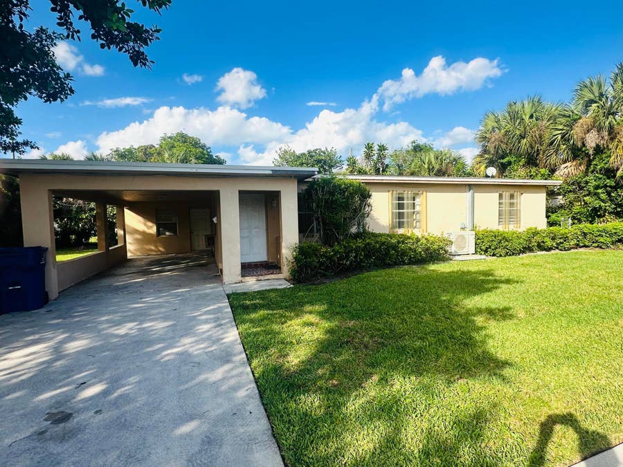 Property photo for 1572 W 10th Street, Riviera Beach, FL