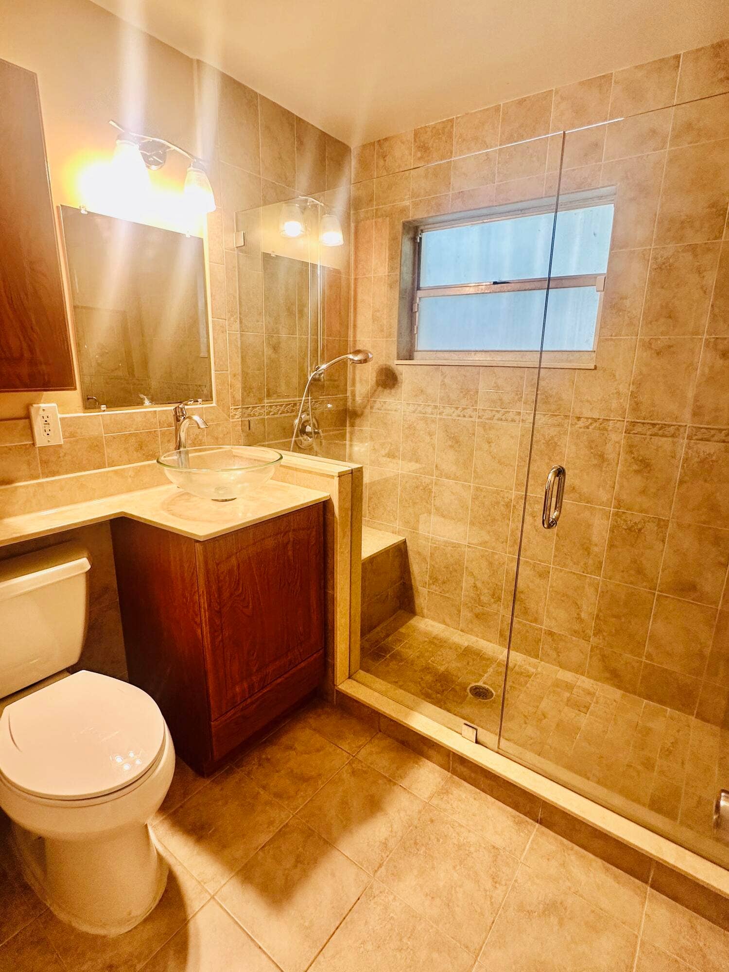 1572 W 10th Street, Riviera Beach, FL 33404 Bathroom
