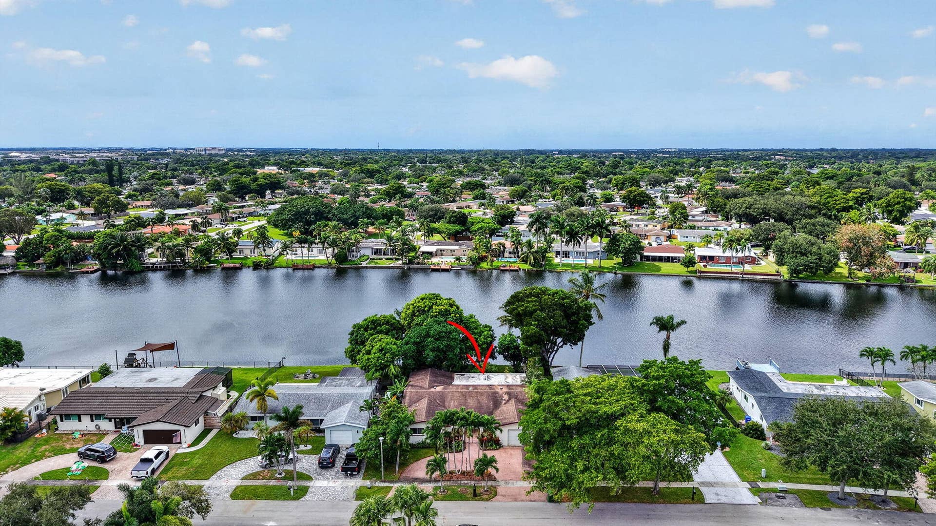 1960 NW 107TH Avenue, Pembroke Pines, FL 33026 57-web-or-mls-DJI_20261023130829_0018_D