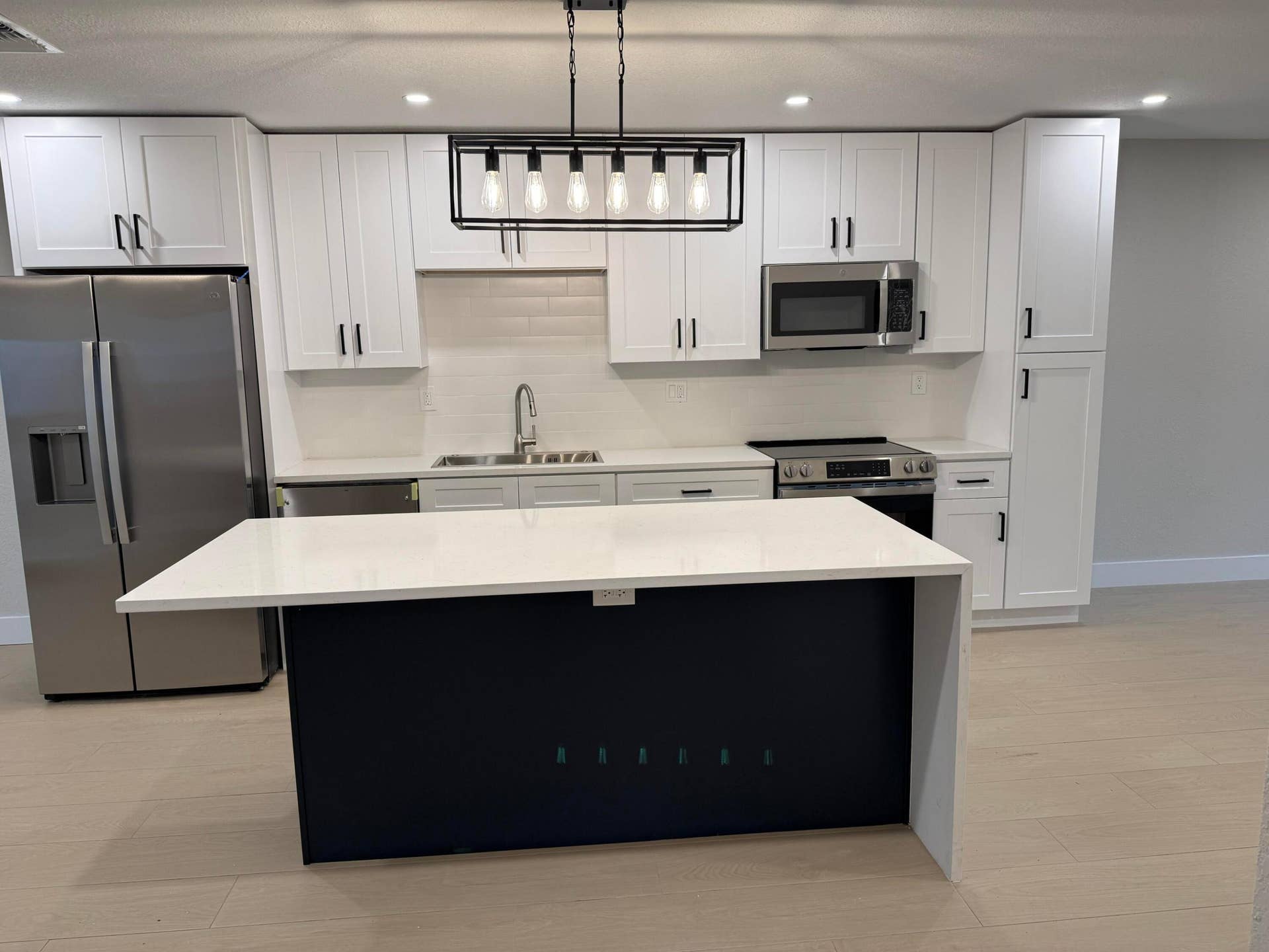 697 IPSWICH Street, Boca Raton, Boca Raton, FL 33487 island