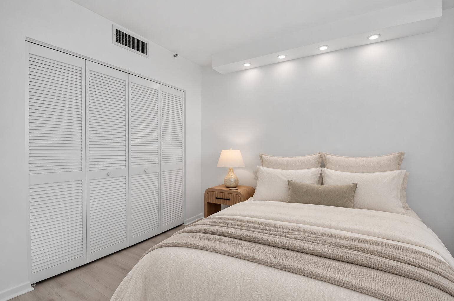 6875 Willow Wood Drive, #2076, Boca Raton, Boca Raton, FL 33434 Bedroom