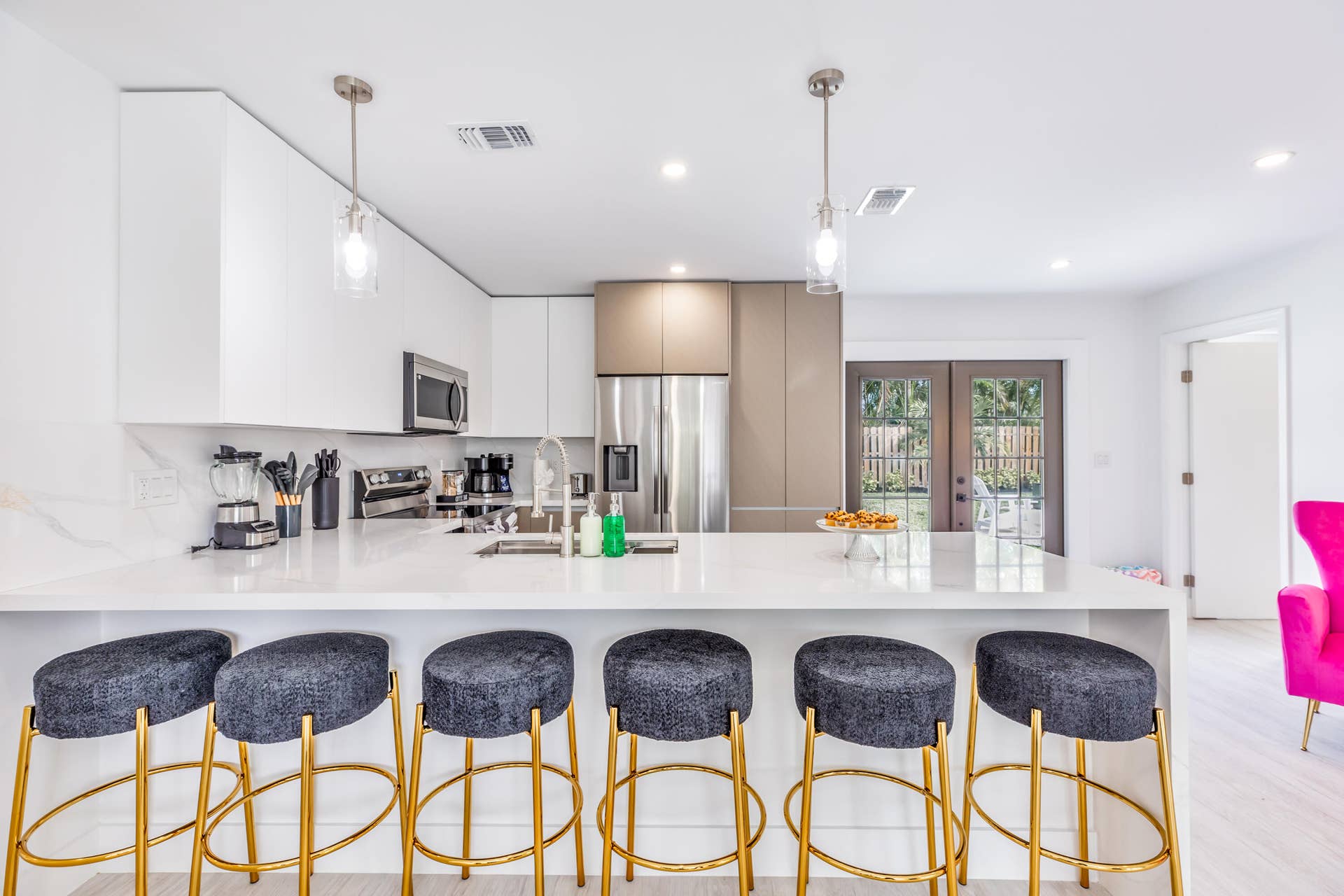 4720 NE 18th Terrace, Fort Lauderdale, FL 33308 20241212-CW5A8356-Edit