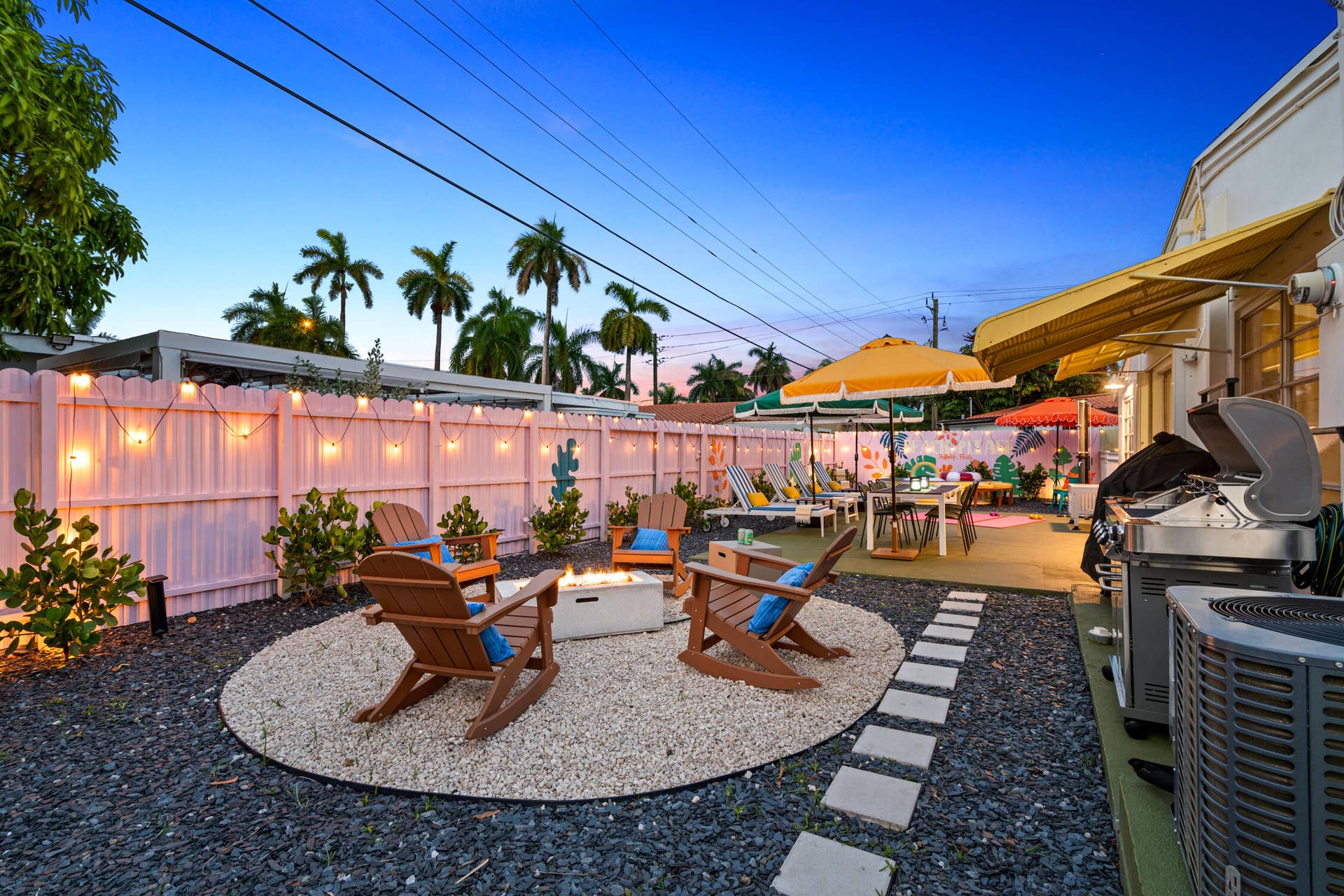 913 NE 2ND Court, Hallandale Beach, FL 33009 Hallandale Sunshine - Firepit patio at n