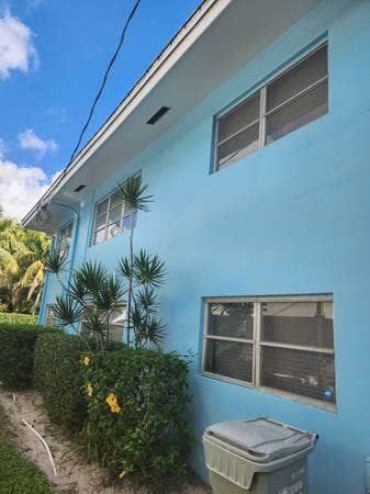 3204 Colony Club Road, #6, Pompano Beach, FL 33062 2-02