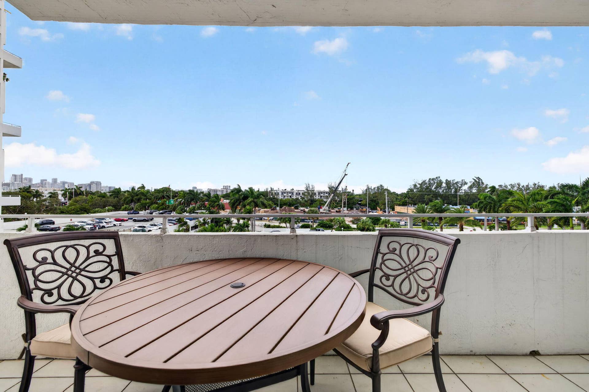 1170 N FEDERAL Highway, #512, Fort Lauderdale, FL 33304 17-web-or-mls-699A5334