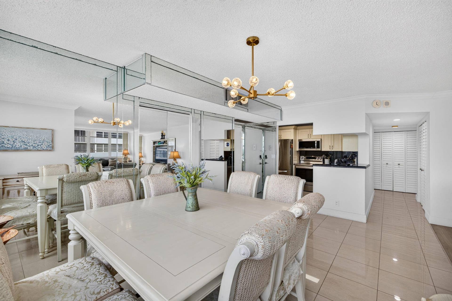 1170 N FEDERAL Highway, #512, Fort Lauderdale, FL 33304 18-web-or-mls-699A5344