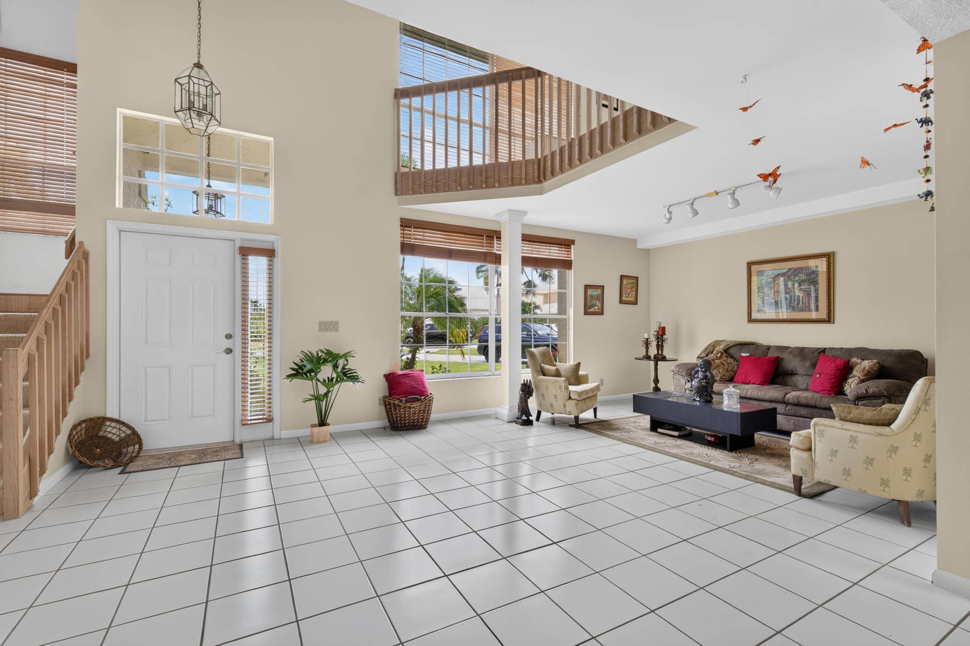 Entrance & Living Room