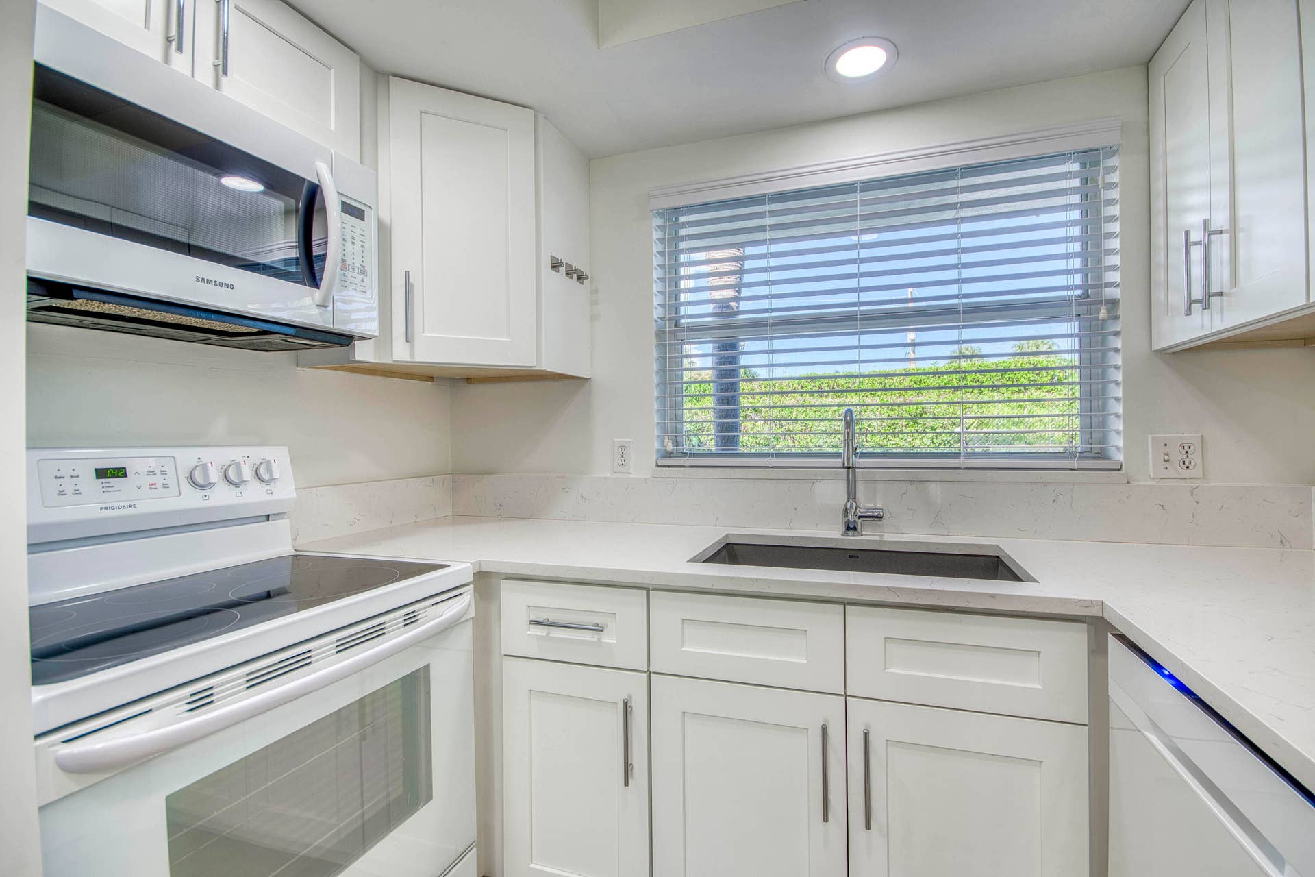 478 Tequesta Drive, #115, Tequesta, FL 33469 _IMG2482_HDR