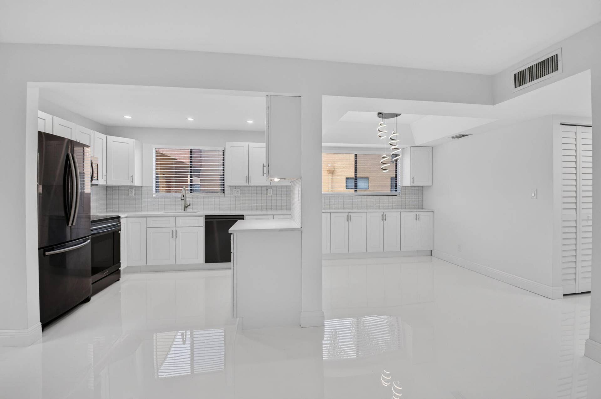 15216 Lakes Of Delray Boulevard, #155, Delray Beach, FL 33484 11-web-or-mls-DSC_3130