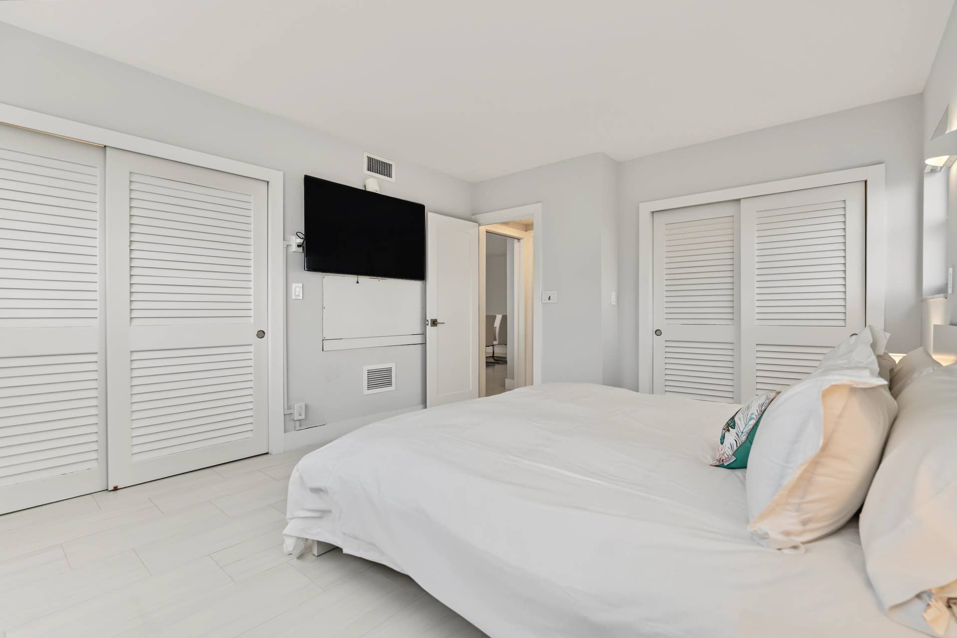 3003 TERRAMAR Street, #1701, Fort Lauderdale, FL 33304 BEDROOM