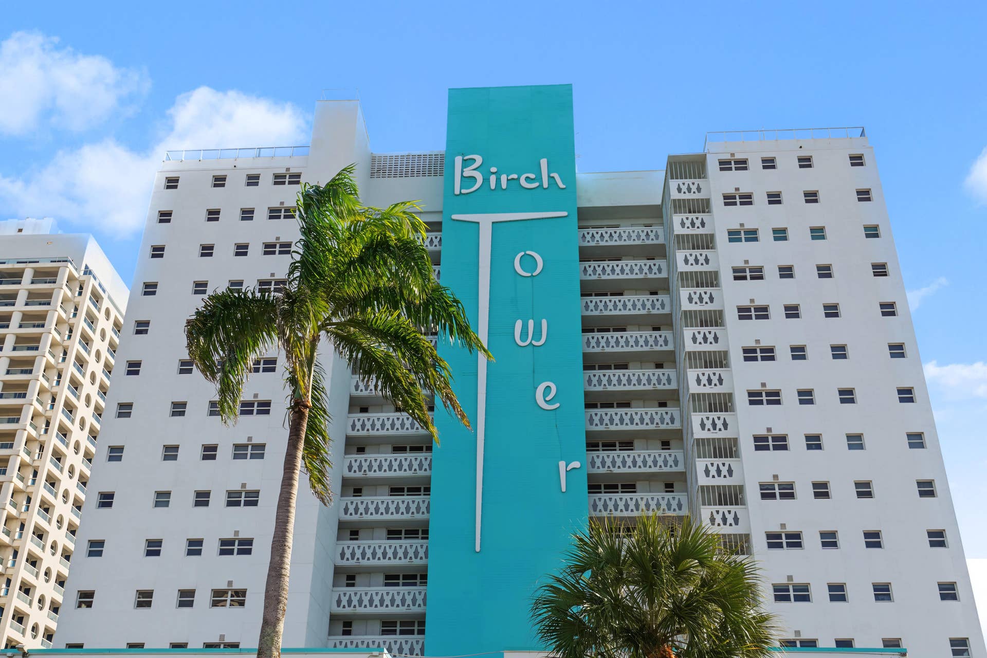 3003 TERRAMAR Street, #1701, Fort Lauderdale, FL 33304 BUILDING