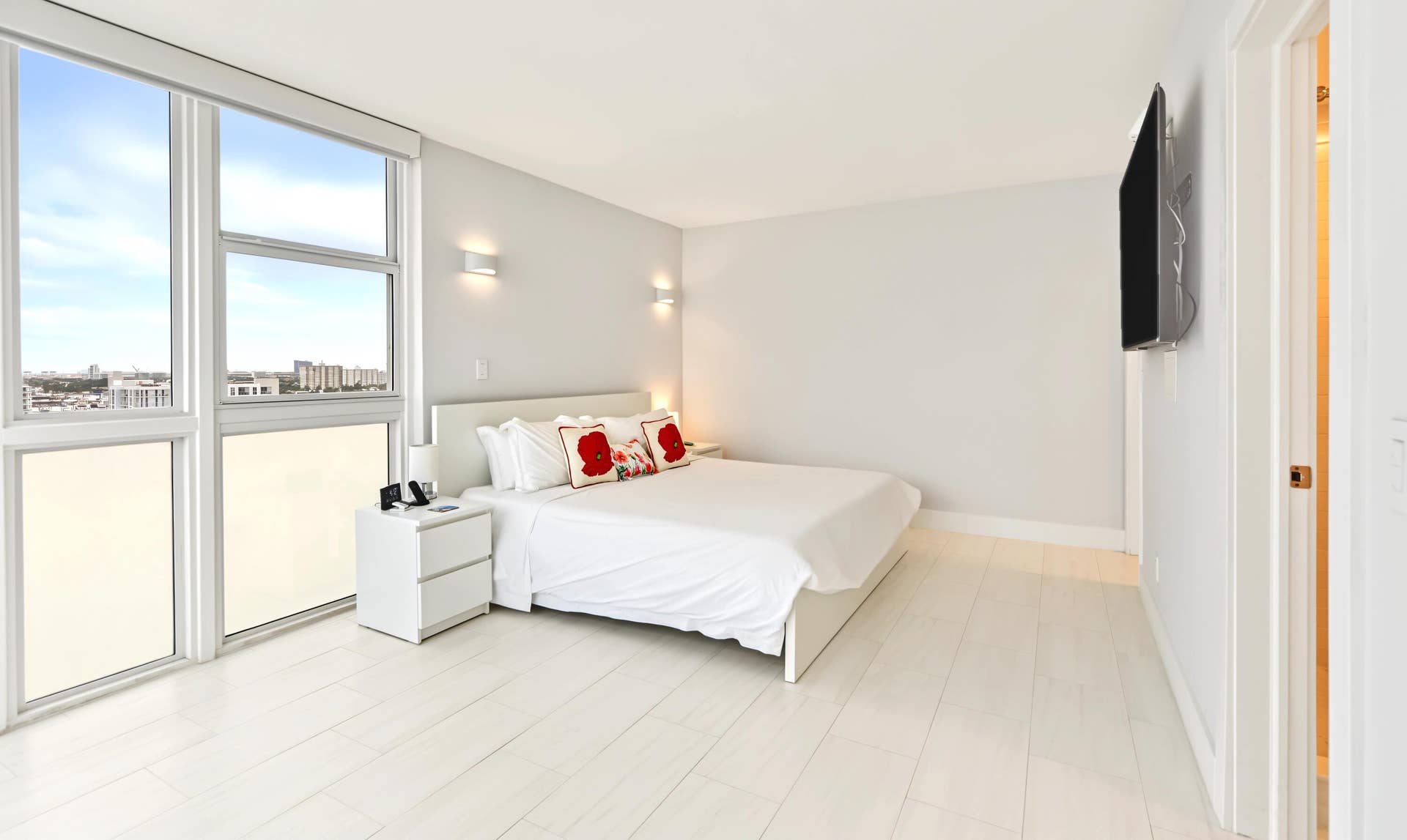 3003 TERRAMAR Street, #1701, Fort Lauderdale, FL 33304 MASTER