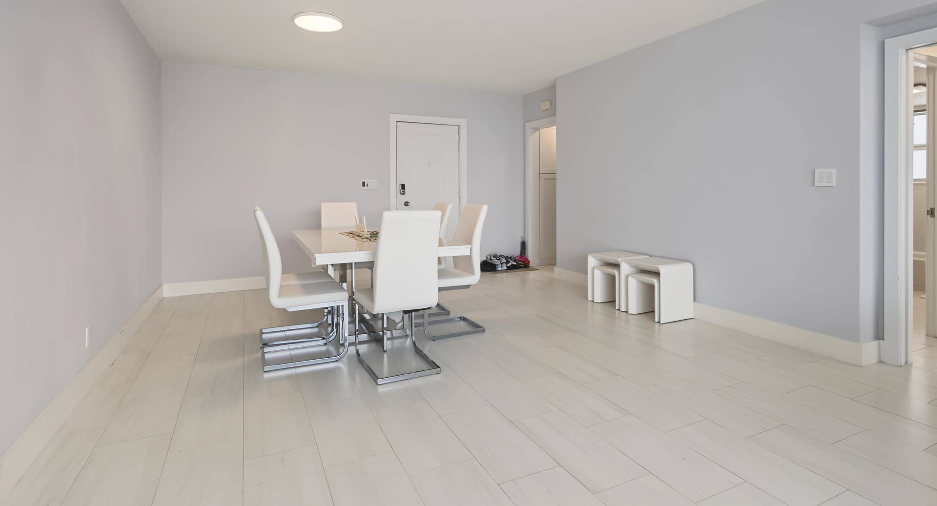 3003 TERRAMAR Street, #1701, Fort Lauderdale, FL 33304 DINING ROOM