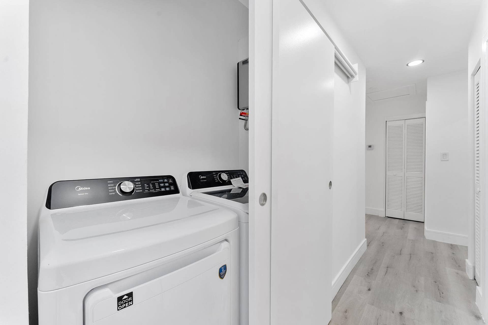 316 NW 6th Court, Deerfield Beach, FL 33441 22-web-or-mls-DSC06520