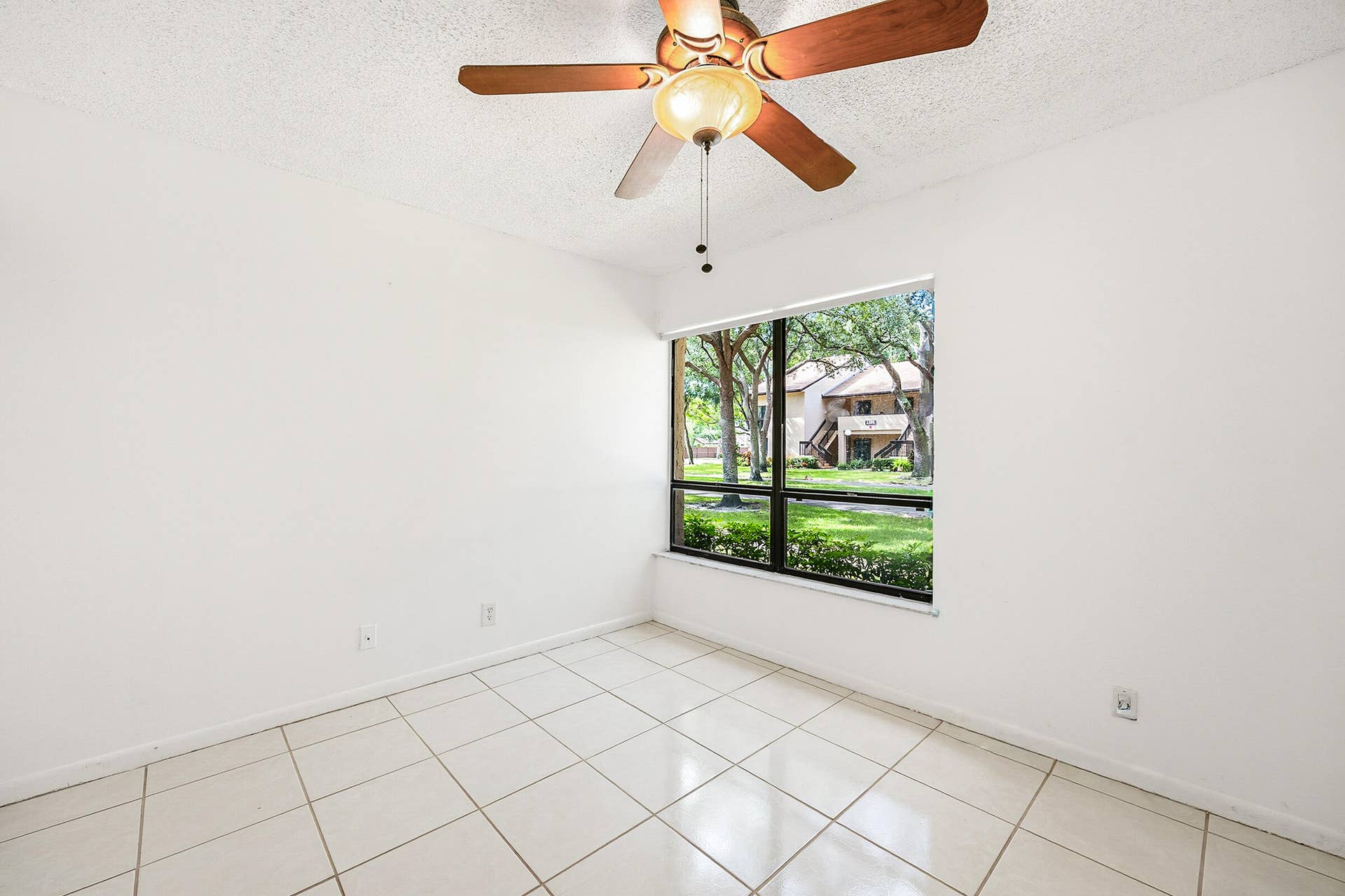 2225 SW 15TH Street, #223, Deerfield Beach, FL 33442 EO2A4263-HDR