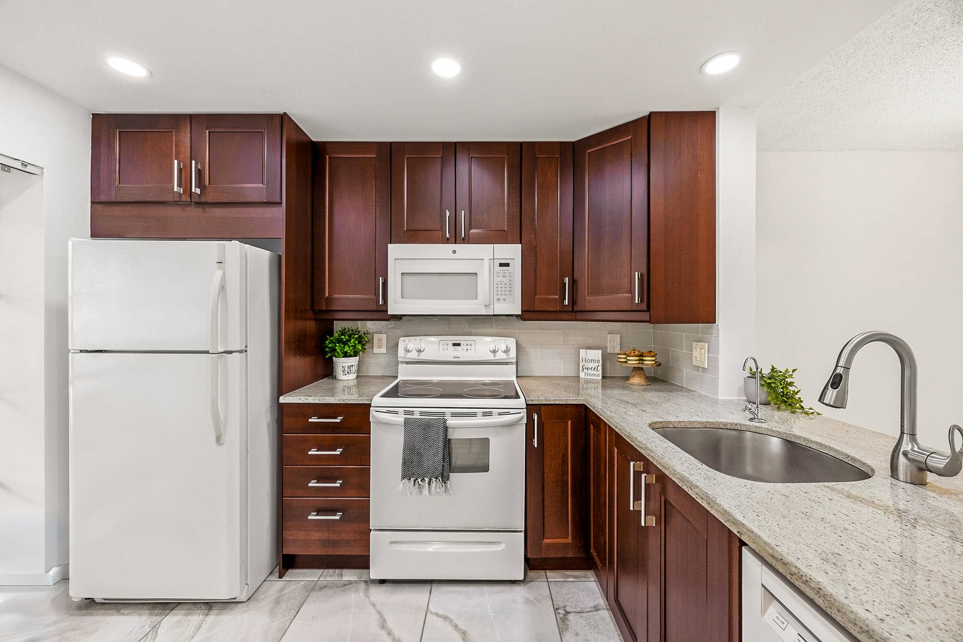 2225 SW 15TH Street, #223, Deerfield Beach, FL 33442 EO2A4194-HDR