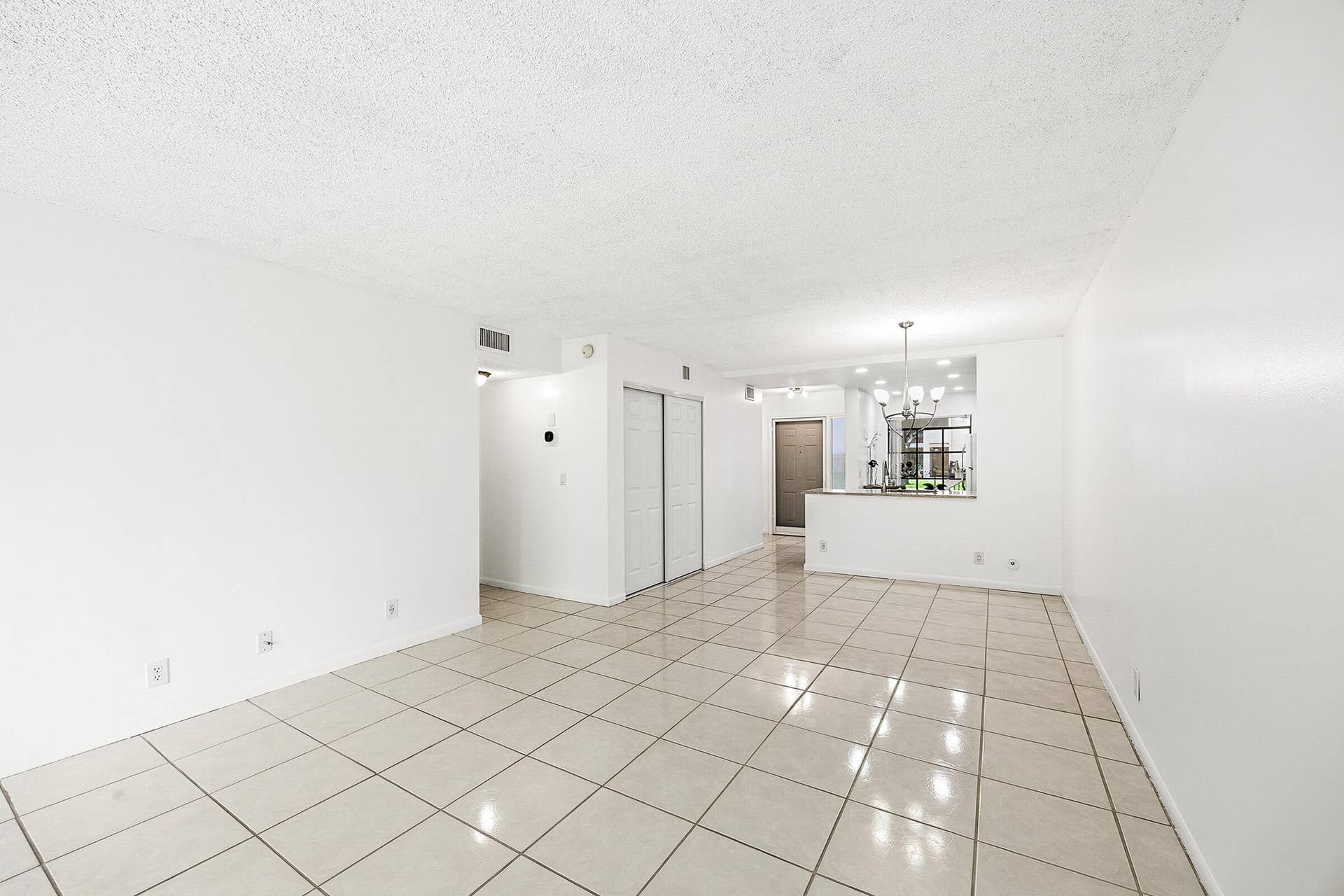 2225 SW 15TH Street, #223, Deerfield Beach, FL 33442 EO2A4206-HDR