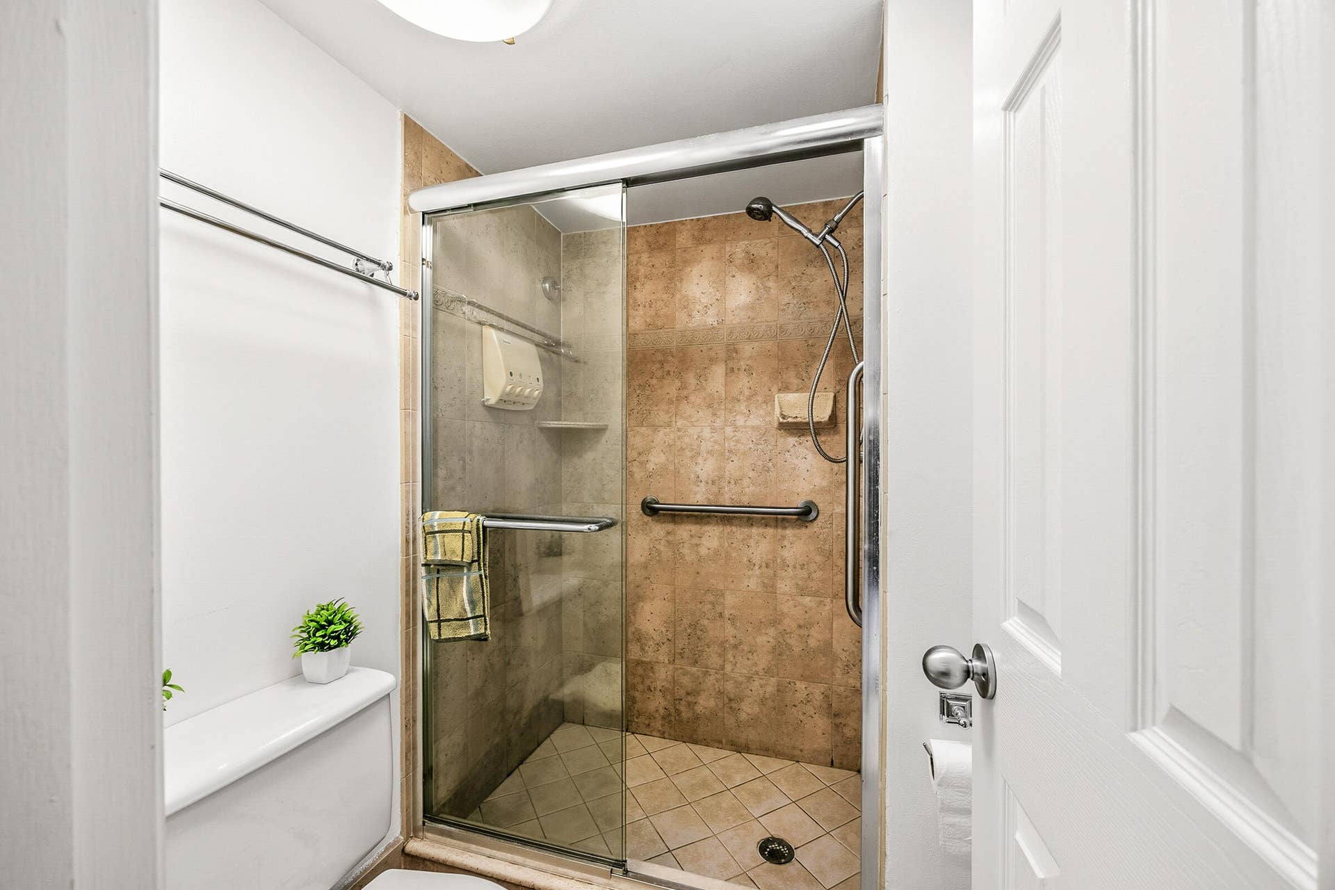 2225 SW 15TH Street, #223, Deerfield Beach, FL 33442 EO2A4233-HDR