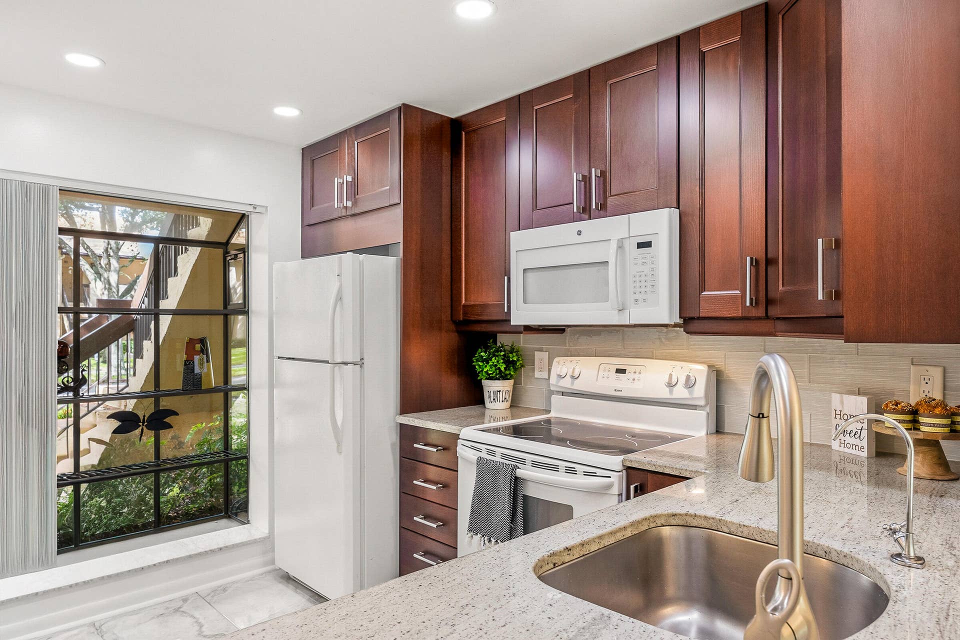 2225 SW 15TH Street, #223, Deerfield Beach, FL 33442 EO2A4176-HDR-2