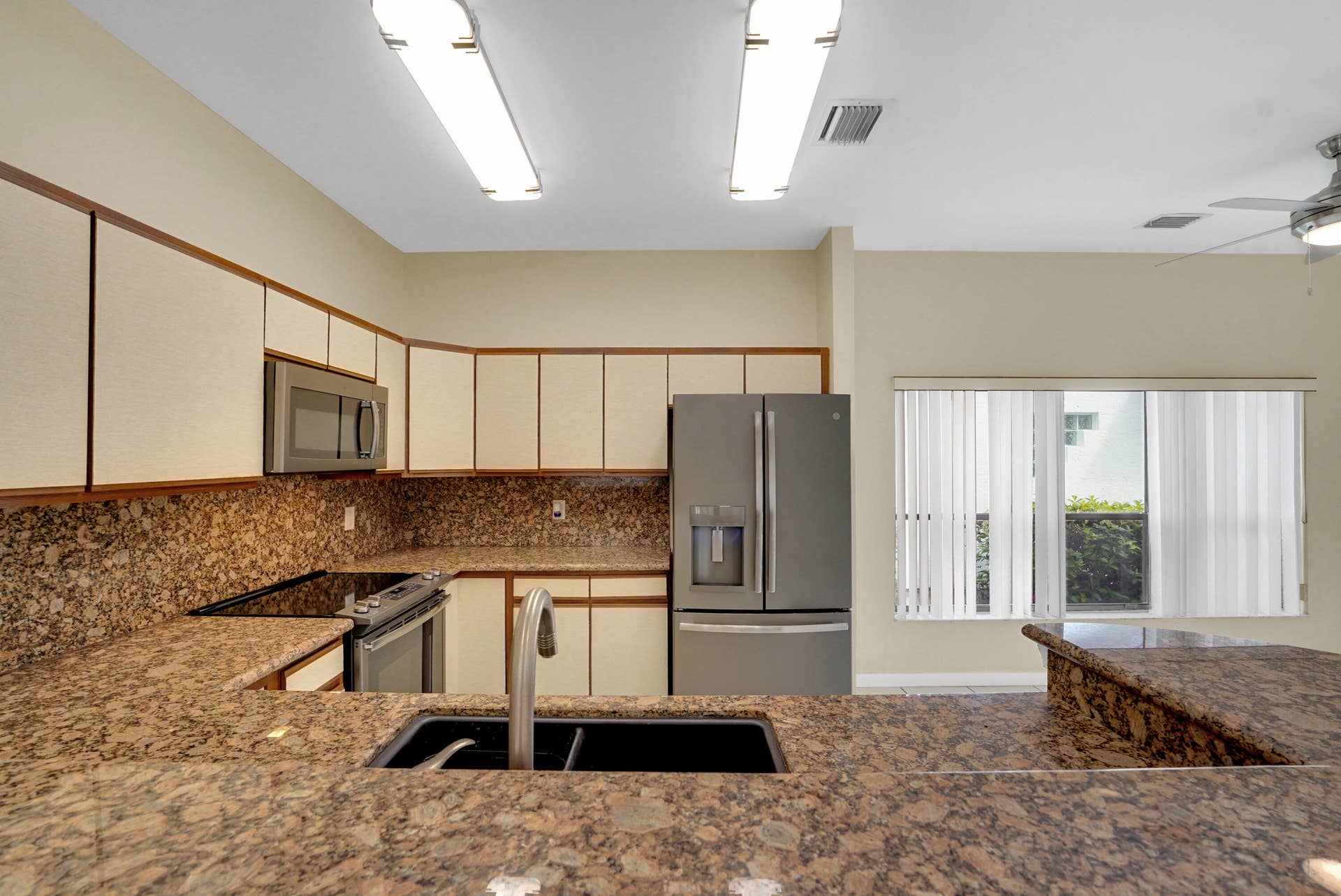 9401 NW 18TH Drive, Plantation, FL 33322 DSC01266