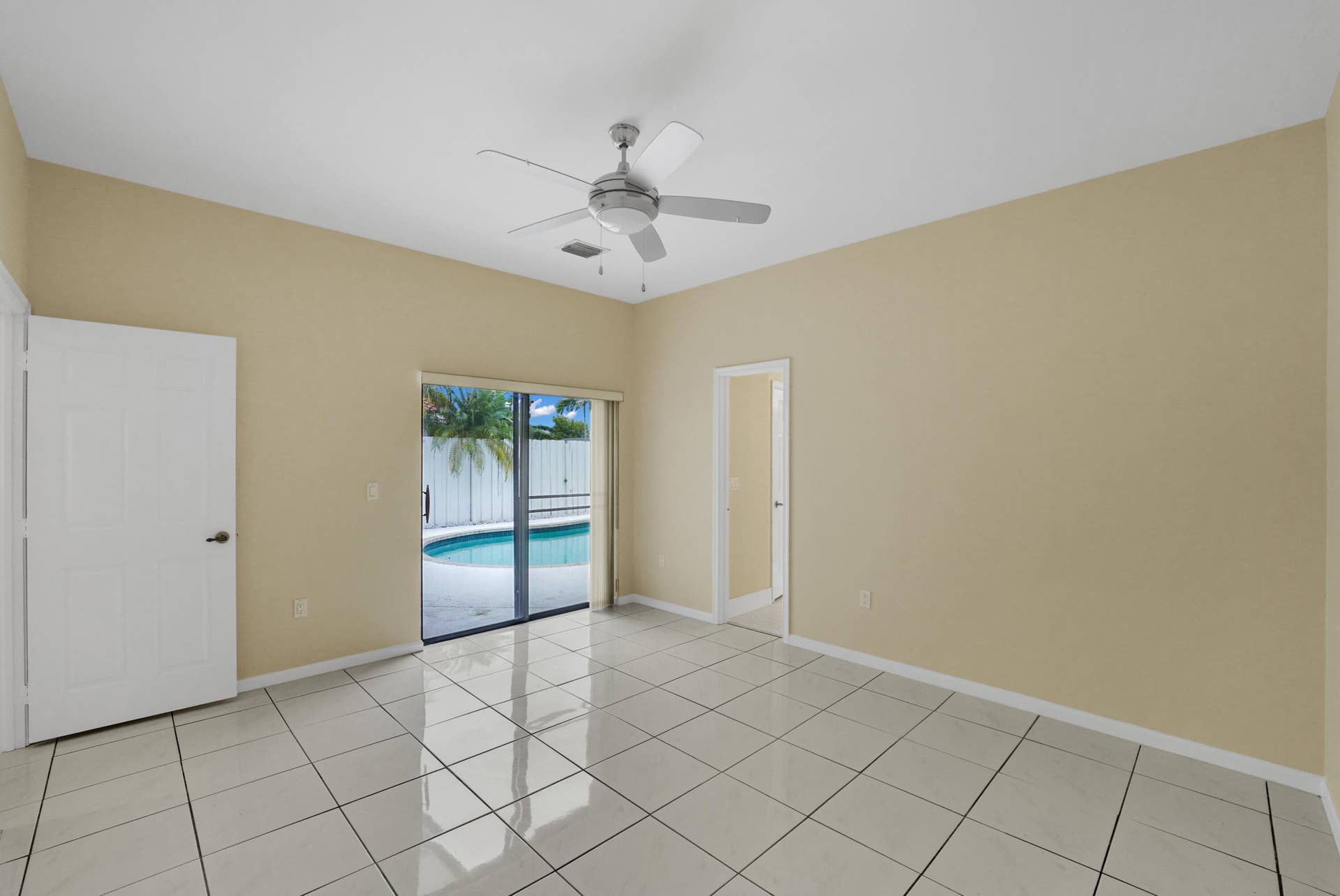 9401 NW 18TH Drive, Plantation, FL 33322 DSC01335