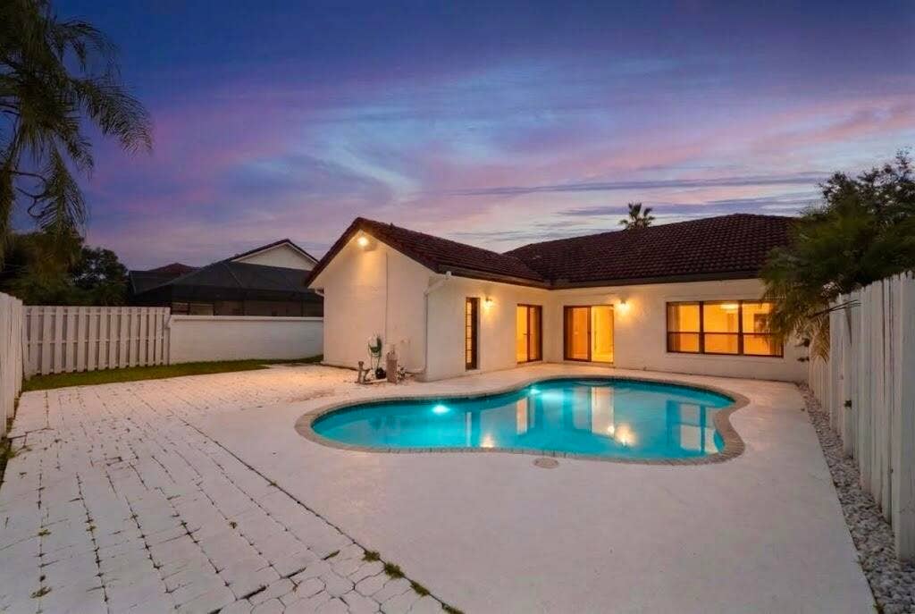 9401 NW 18TH Drive, Plantation, FL 33322 image