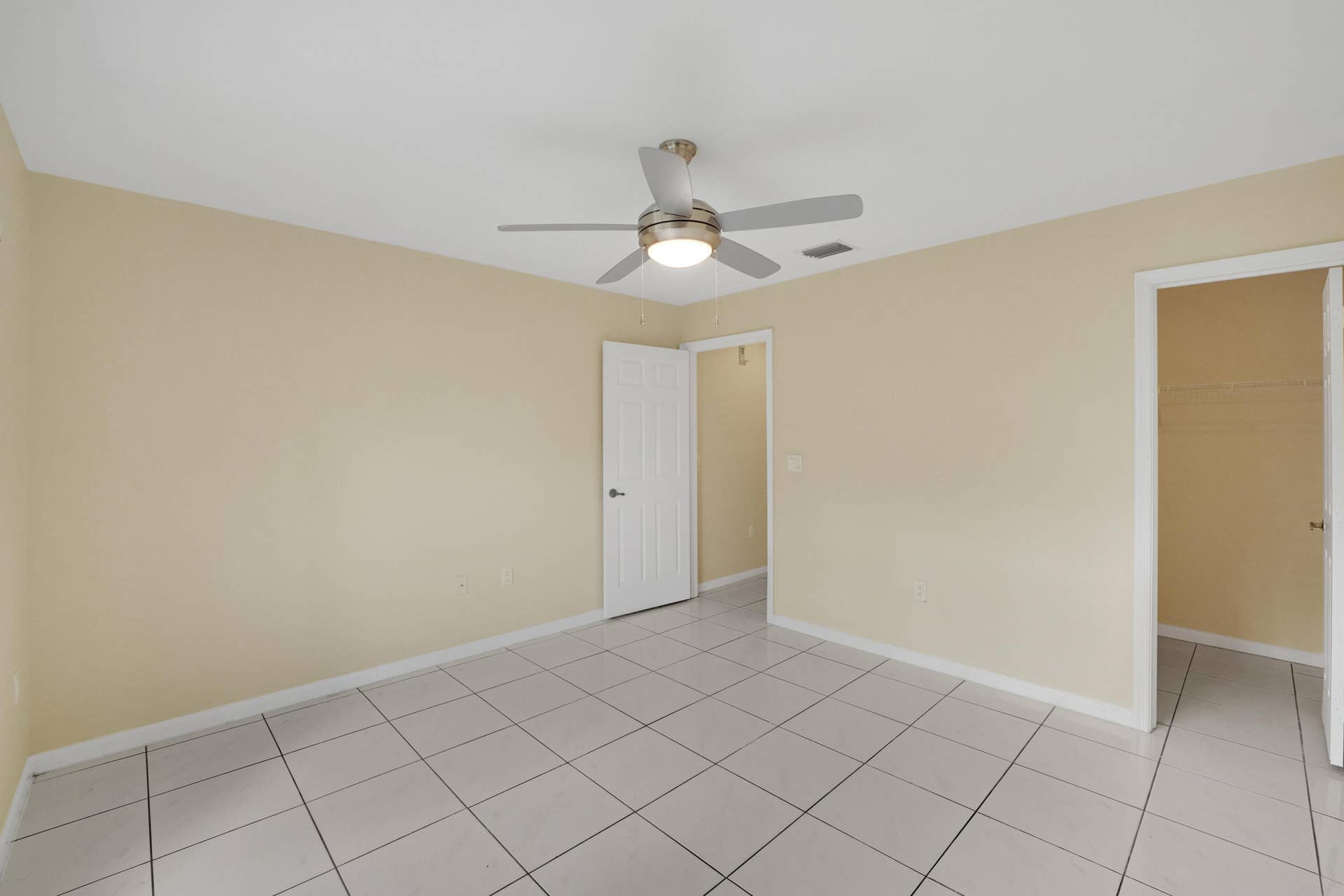 9401 NW 18TH Drive, Plantation, FL 33322 DSC01323