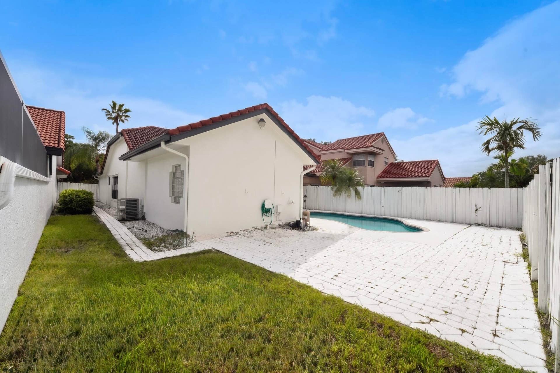 9401 NW 18TH Drive, Plantation, FL 33322 IMG_1512