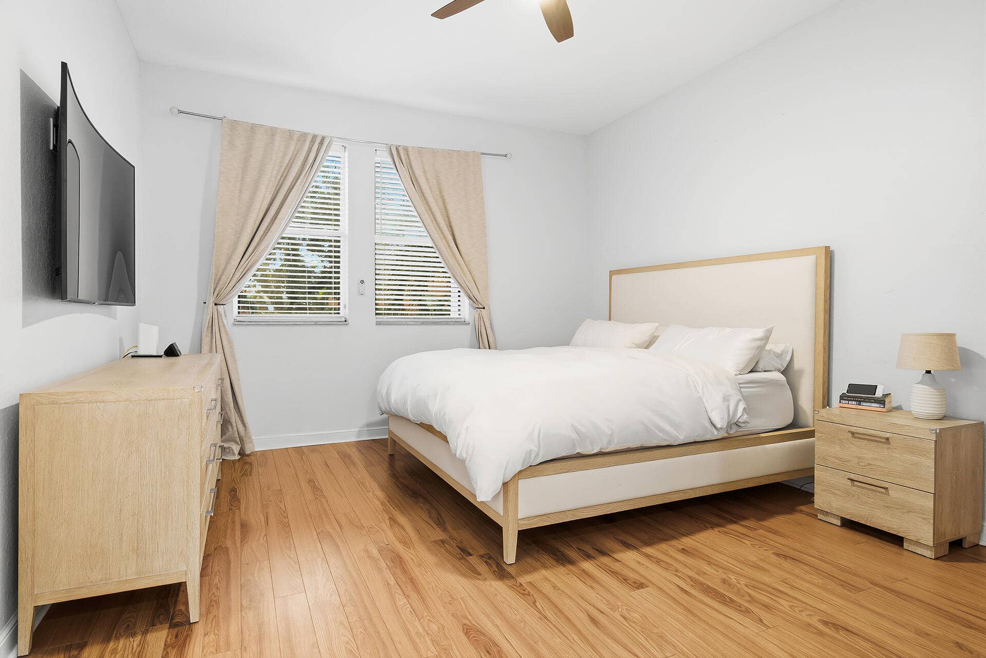 480 Amador Lane, #4, West Palm Beach, FL 33401 480-AMADOR-LANE-UNIT-4-33401-013