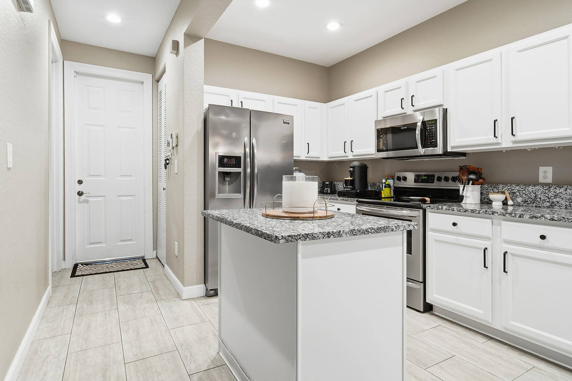 480 Amador Lane, #4, West Palm Beach, FL 33401 480-AMADOR-LANE-UNIT-4-33401-005