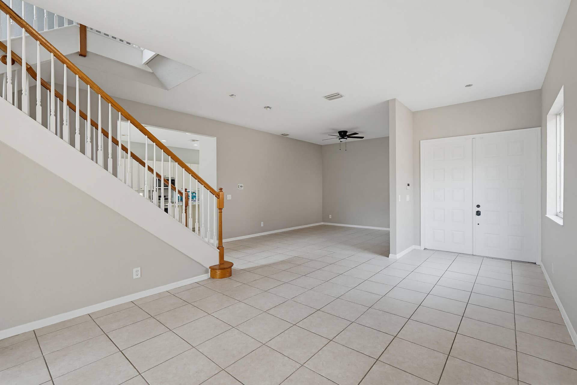 122 SARONA Circle, Royal Palm Beach, FL 33411 DSC08274