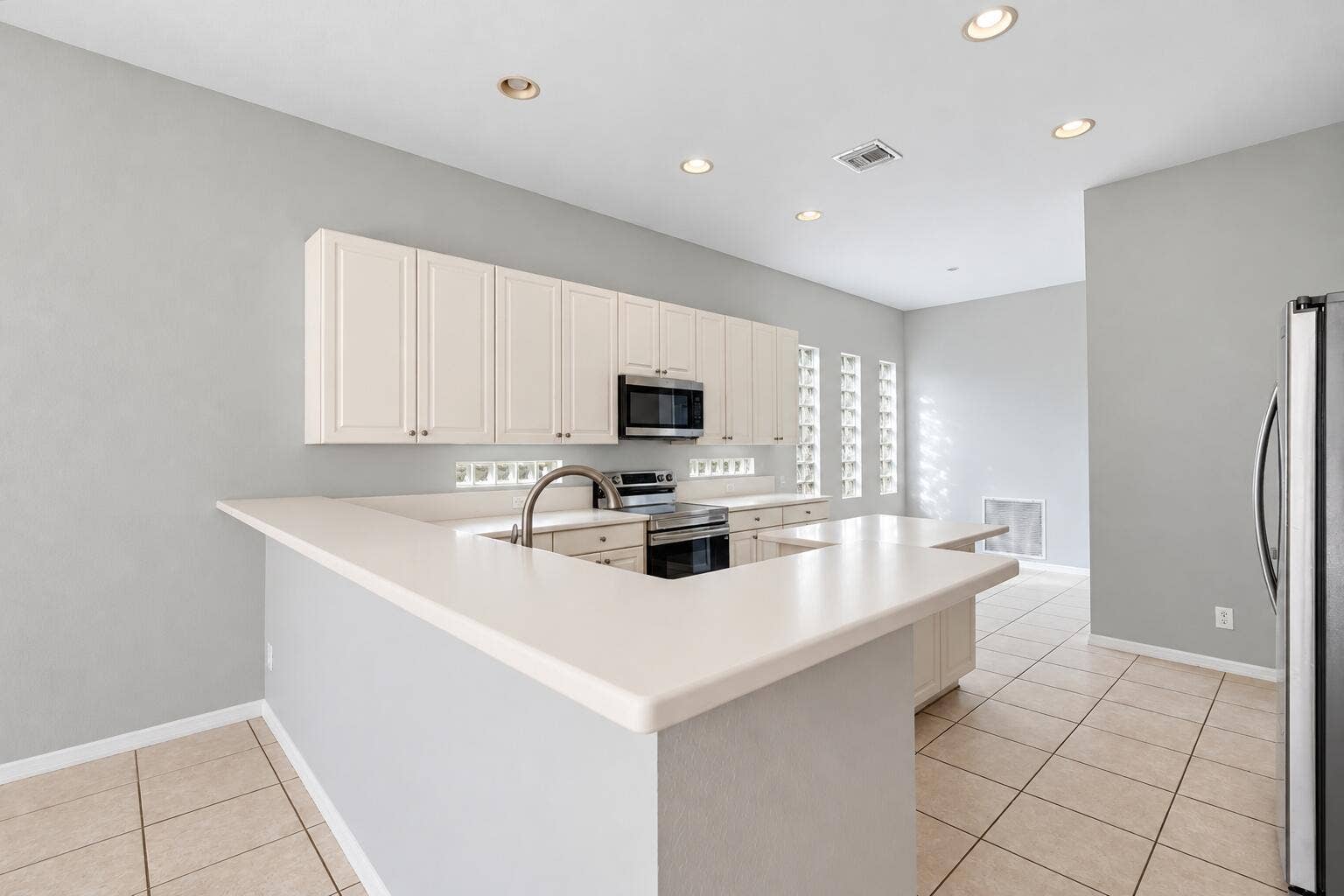122 SARONA Circle, Royal Palm Beach, FL 33411 SC2