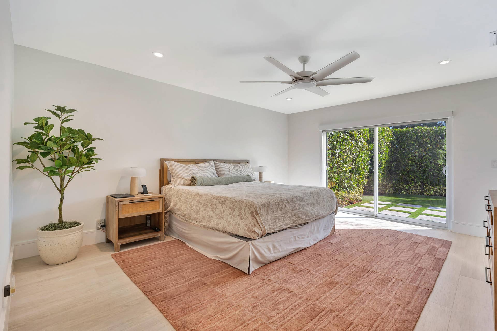 643 Lakewoode Circle E, Delray Beach, FL 33445 _MLP0516