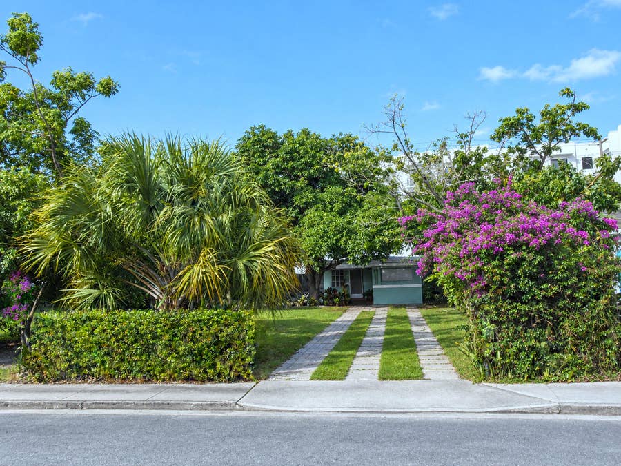 Property photo for 919 N H Street, Lake Worth Beach, FL