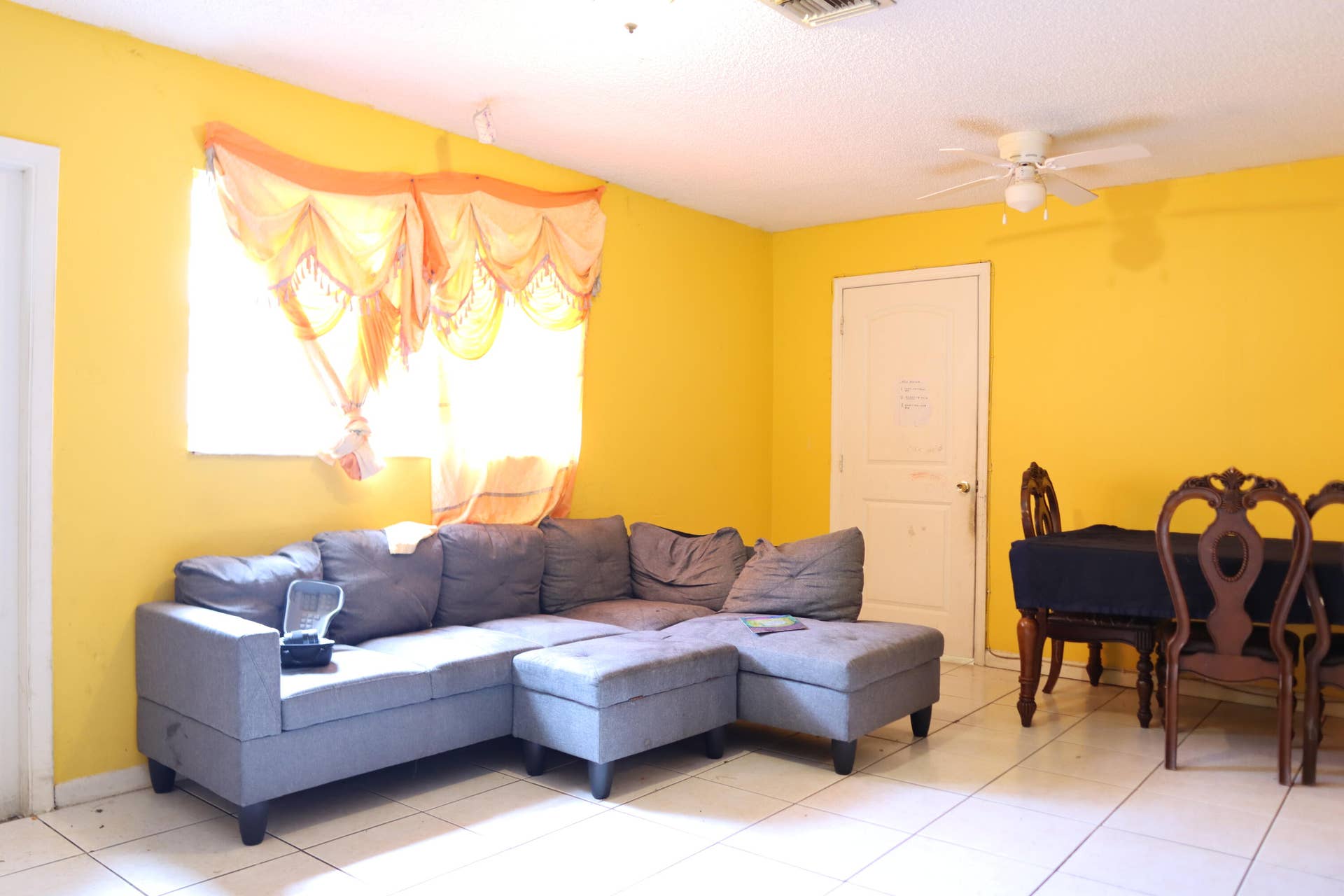 4834 NW 6TH Court, Delray Beach, FL 33445 Living Room Entry