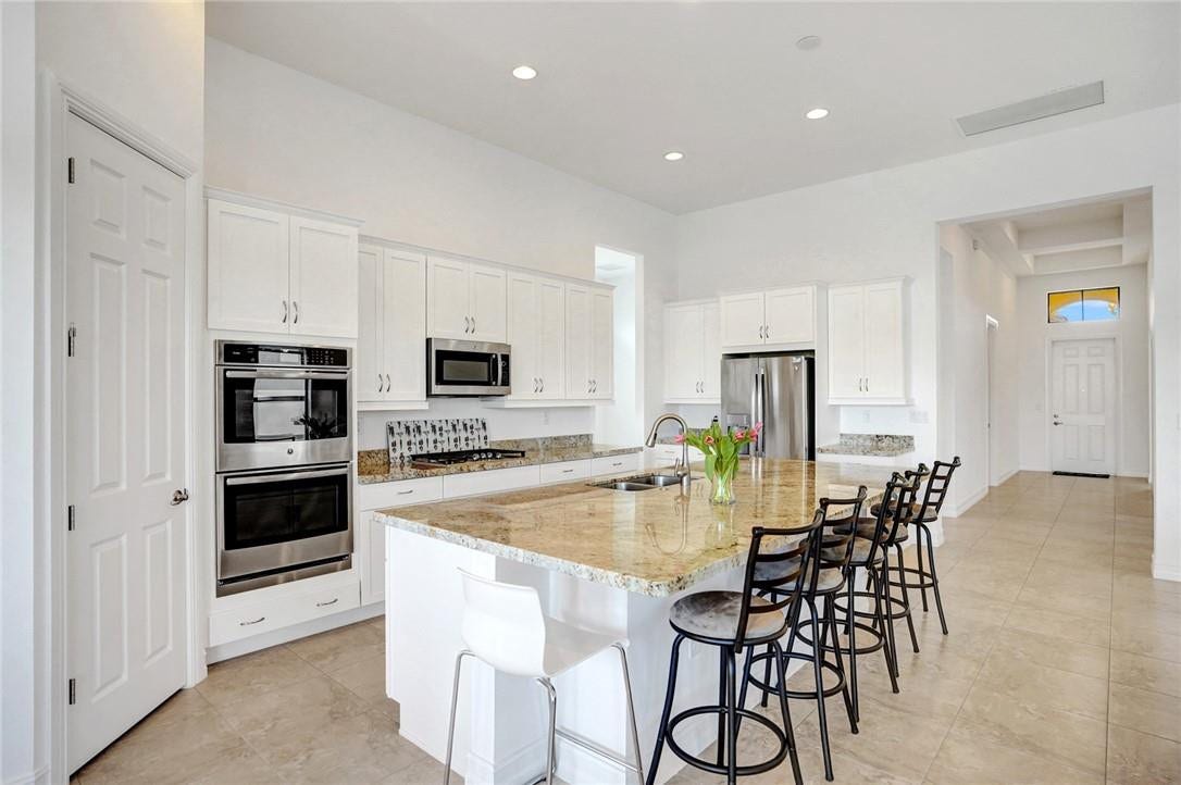 9567 KARLBERG Way, Parkland, FL 33076 Enormous island with very large pantry