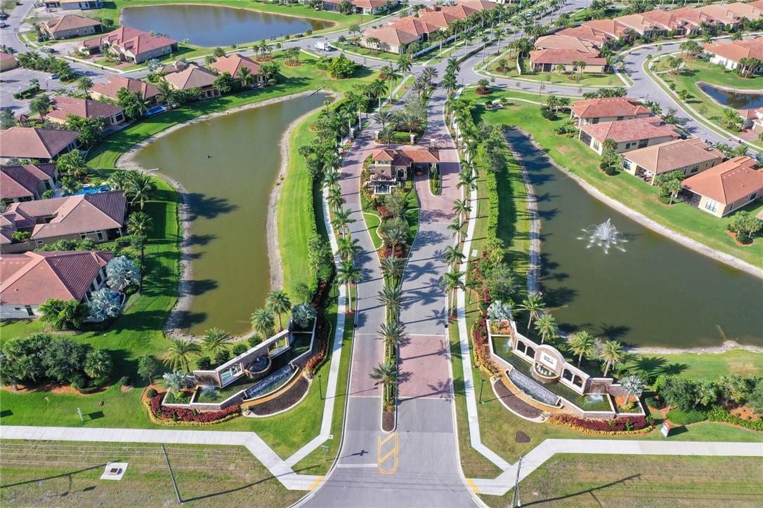 9567 KARLBERG Way, Parkland, FL 33076 Welcome in this beautiful community