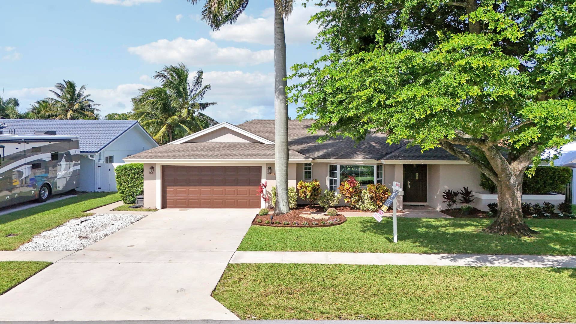 1209 SW 25TH Avenue, Boynton Beach, FL 33426 Front Exposure