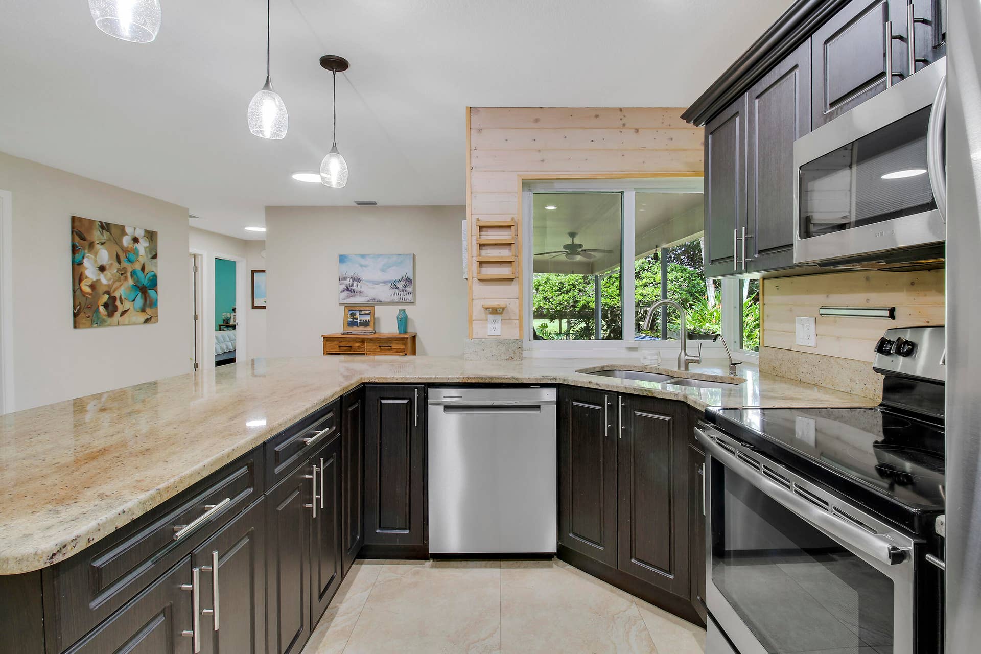 1209 SW 25TH Avenue, Boynton Beach, FL 33426 Stainless Steel GE Appliances