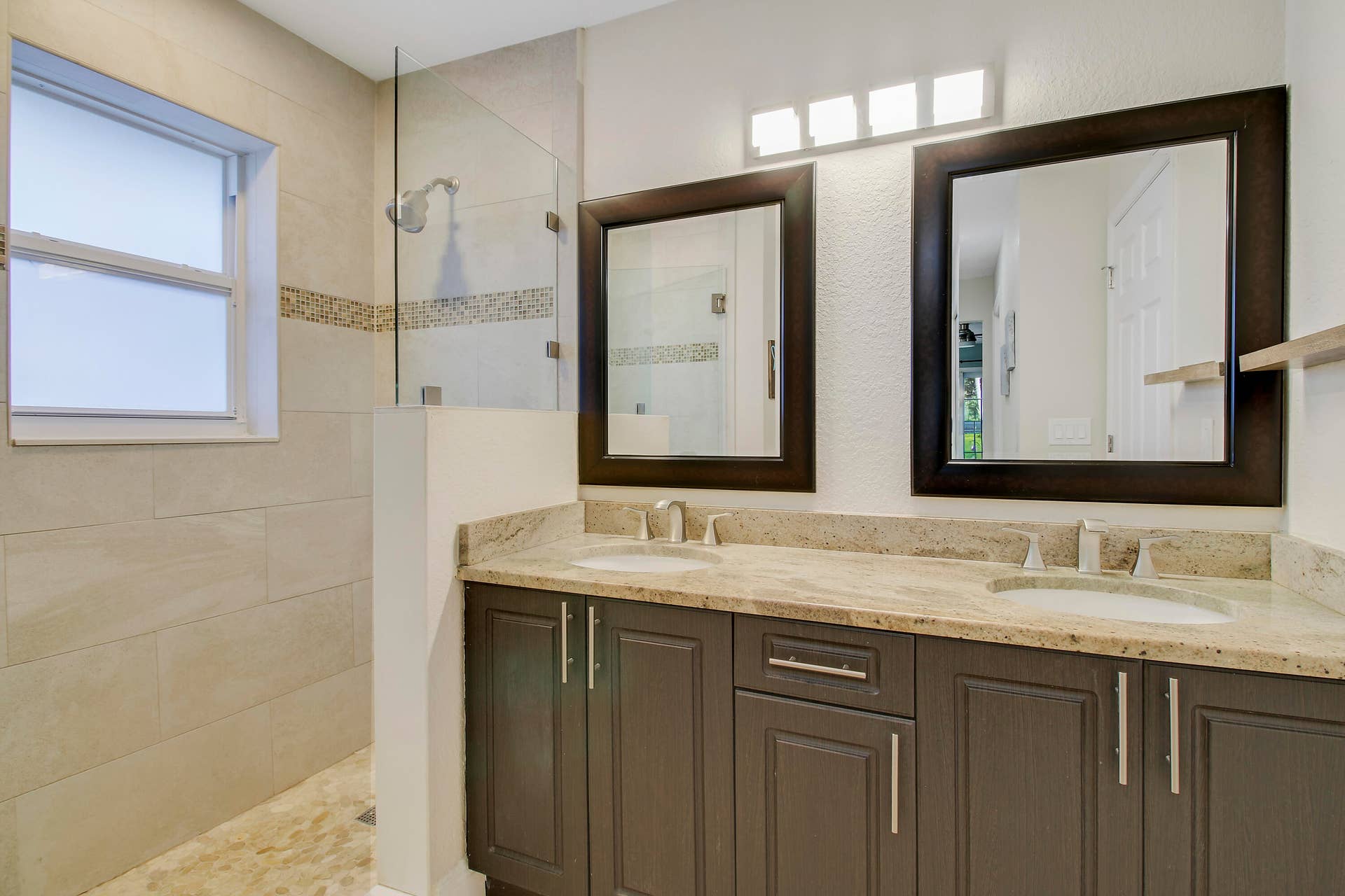 1209 SW 25TH Avenue, Boynton Beach, FL 33426 Master Bath