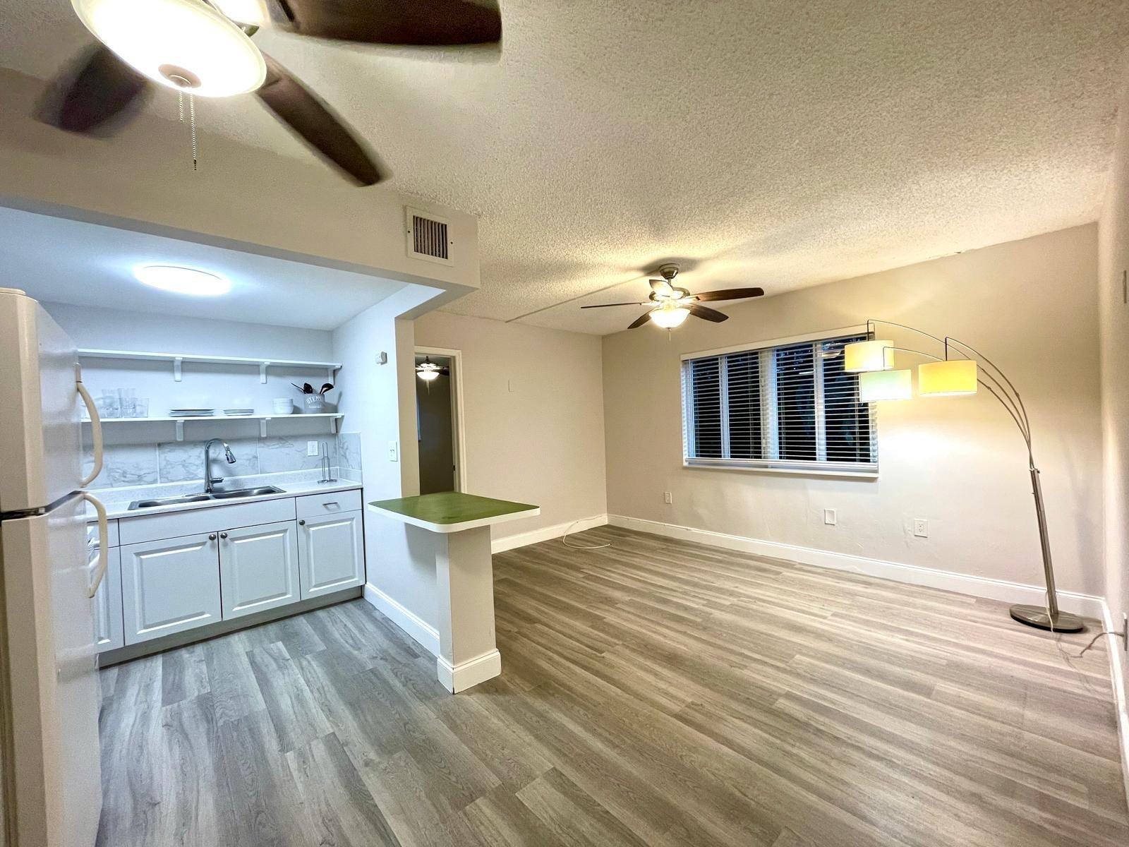820 NE 17TH Avenue, #3, Fort Lauderdale, Fort Lauderdale, FL 33304 Photo 2
