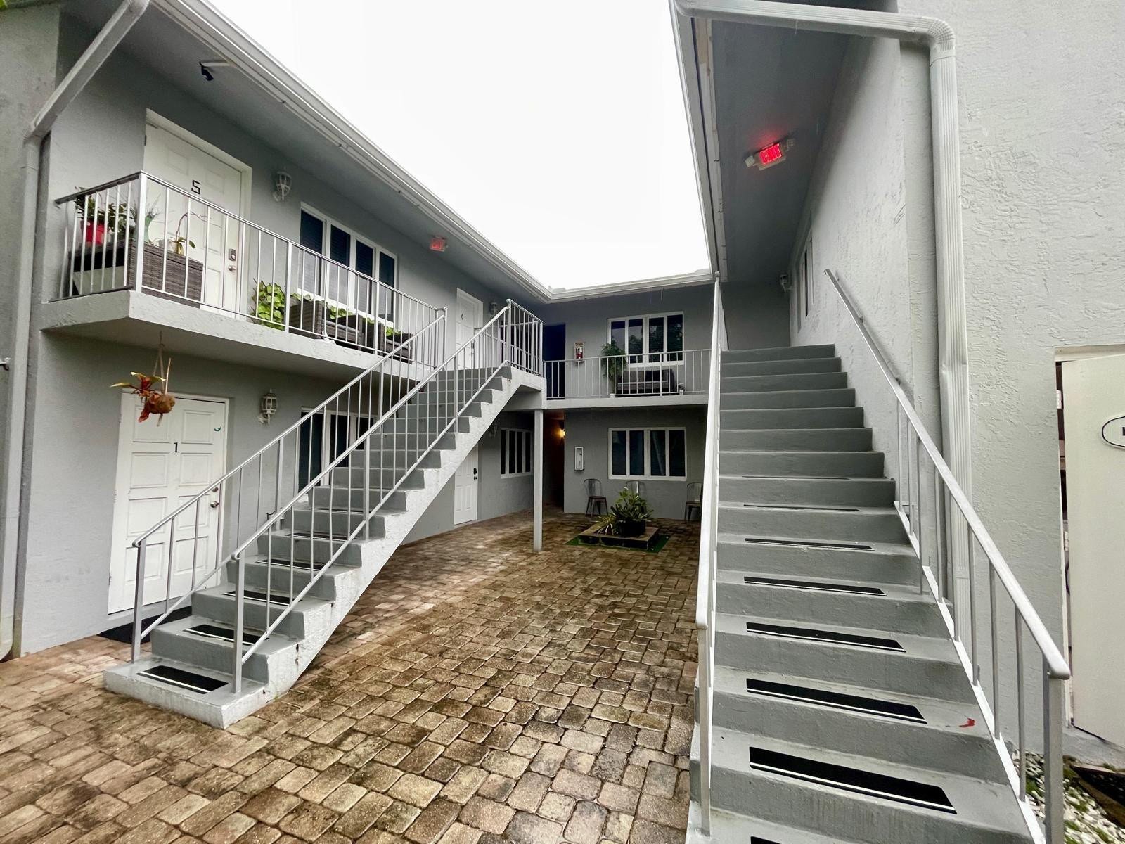 820 NE 17TH Avenue, #3, Fort Lauderdale, Fort Lauderdale, FL 33304 Photo 1