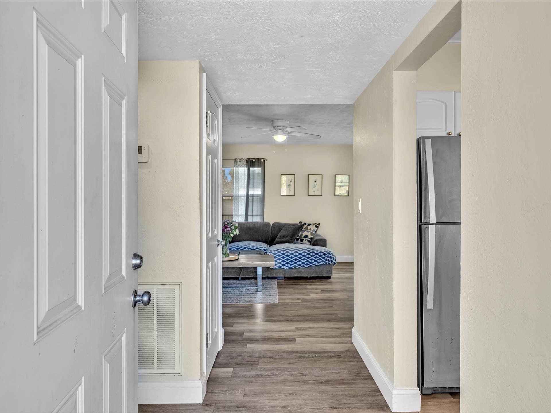 467 Alice Drive, Melbourne, FL 32935 Welcome in!