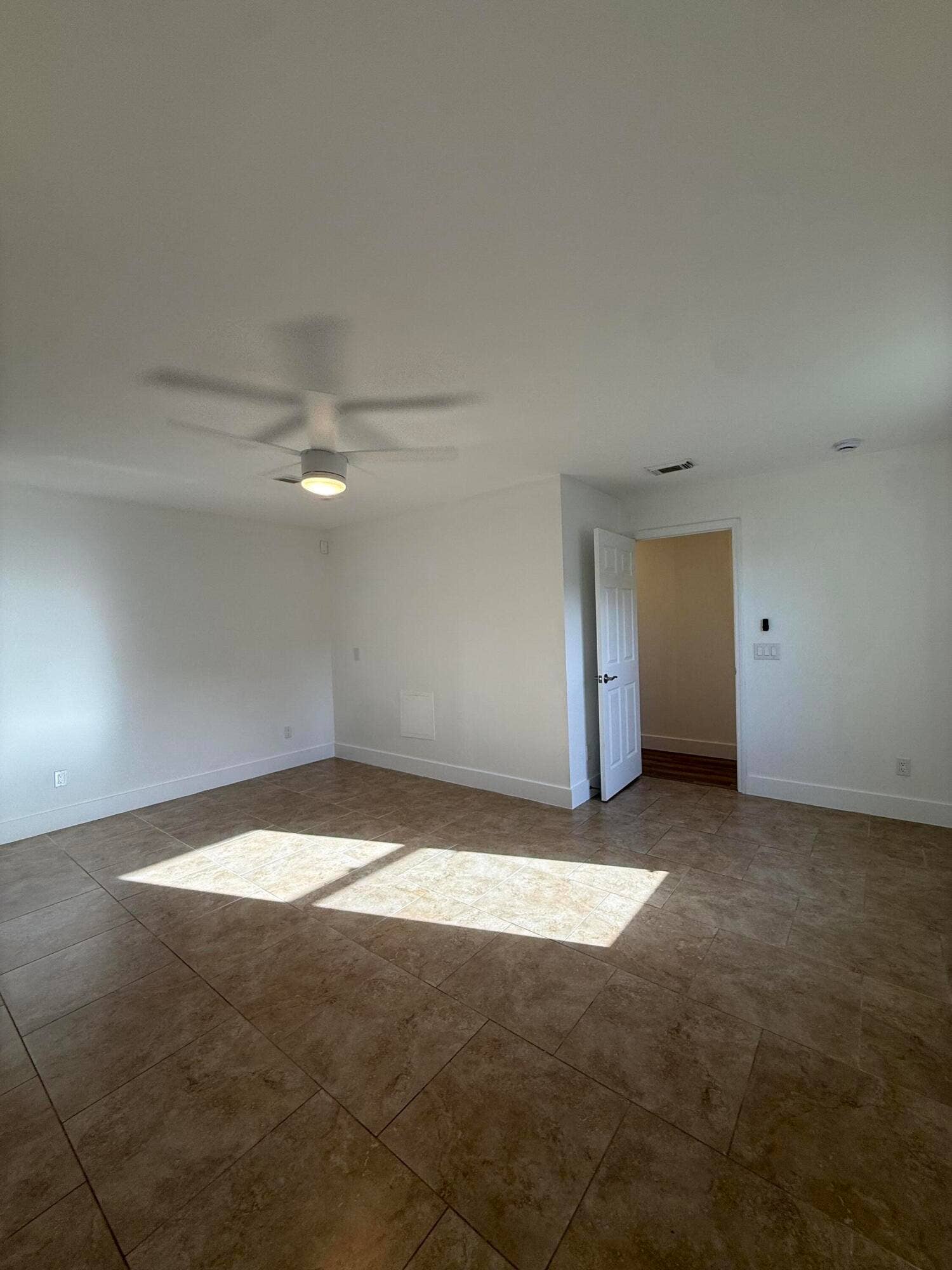 2226 SE FRIENDSHIP Street, Port St Lucie, FL 34952 IMG_1654