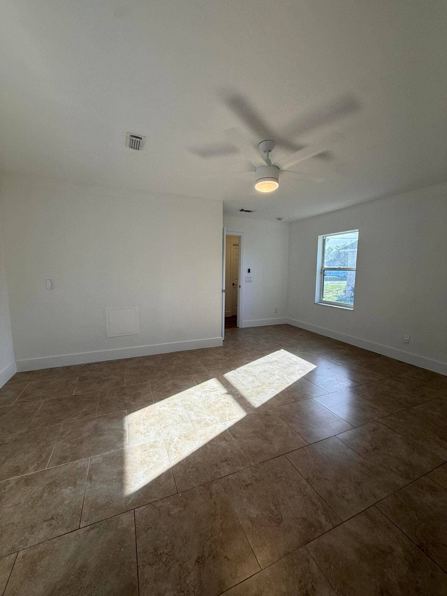 2226 SE FRIENDSHIP Street, Port St Lucie, FL 34952 IMG_1656