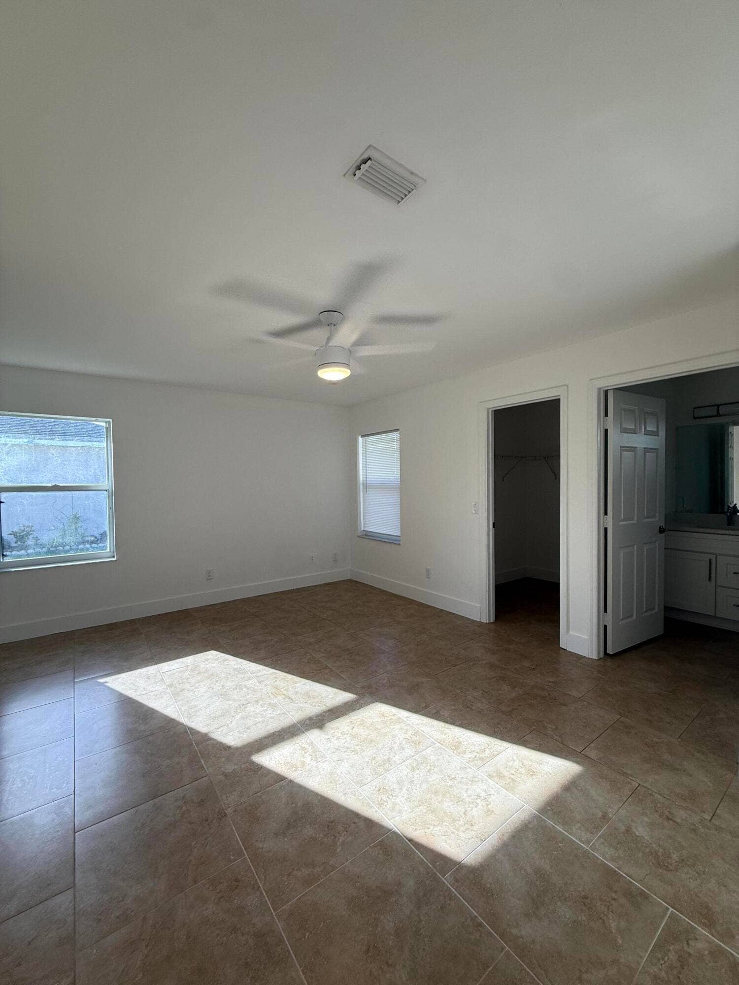 2226 SE FRIENDSHIP Street, Port St Lucie, FL 34952 IMG_1655