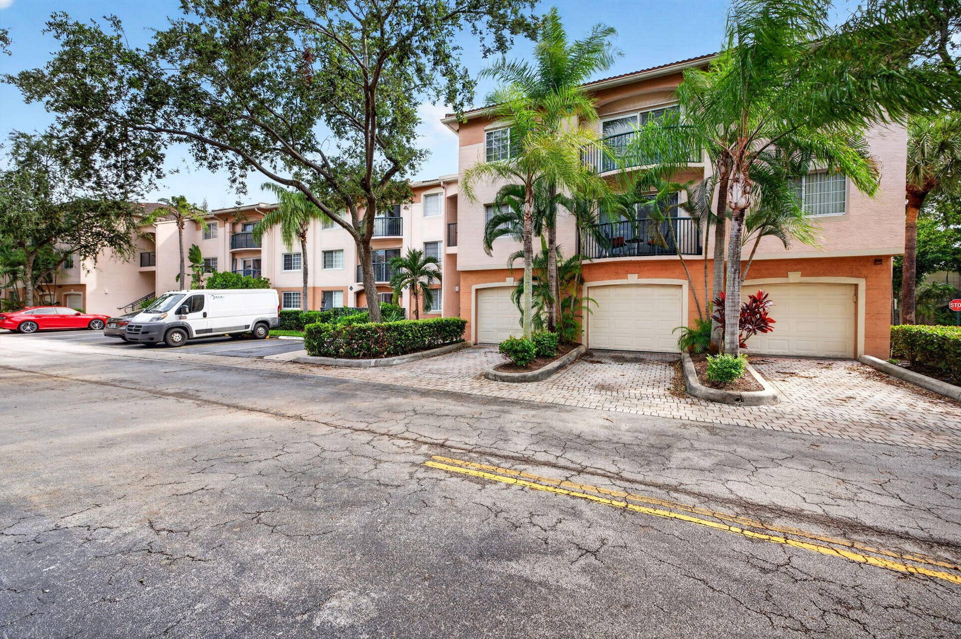2039 SE 10TH Avenue, #512, Fort Lauderdale, FL 33316 5-web-or-mls-699A4079