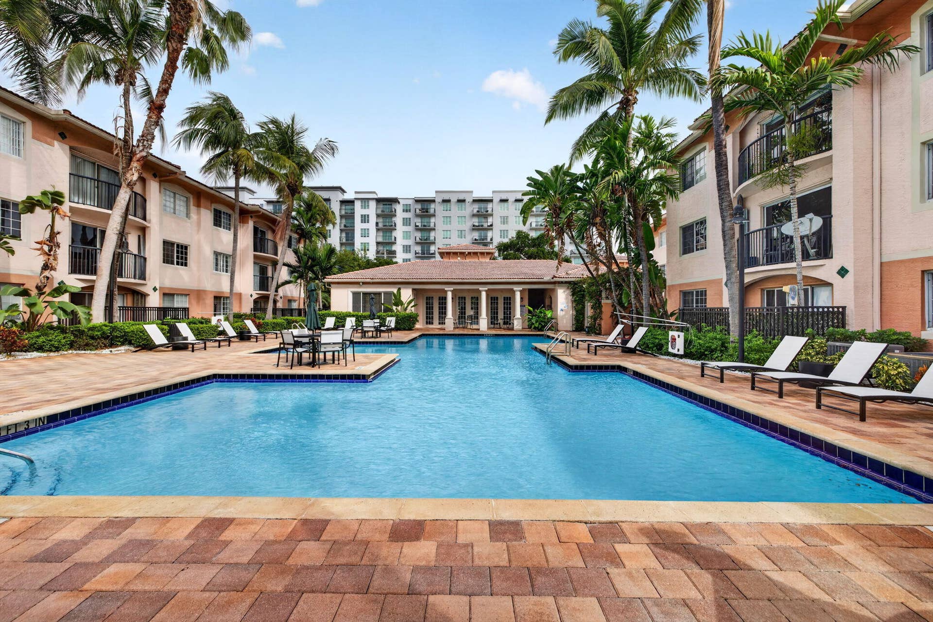 2039 SE 10TH Avenue, #512, Fort Lauderdale, FL 33316 55-web-or-mls-699A4155