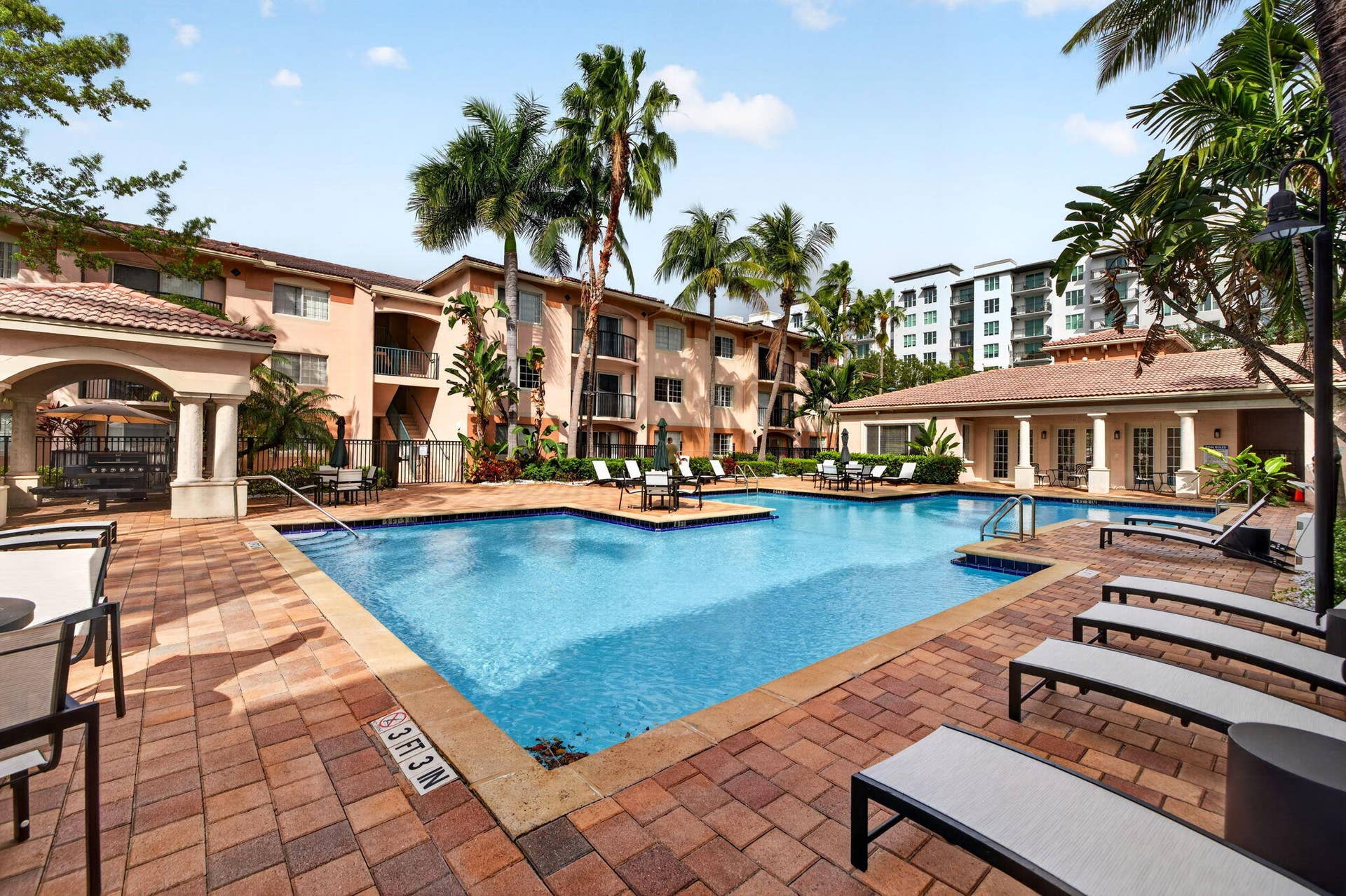 2039 SE 10TH Avenue, #512, Fort Lauderdale, FL 33316 56-web-or-mls-699A4159