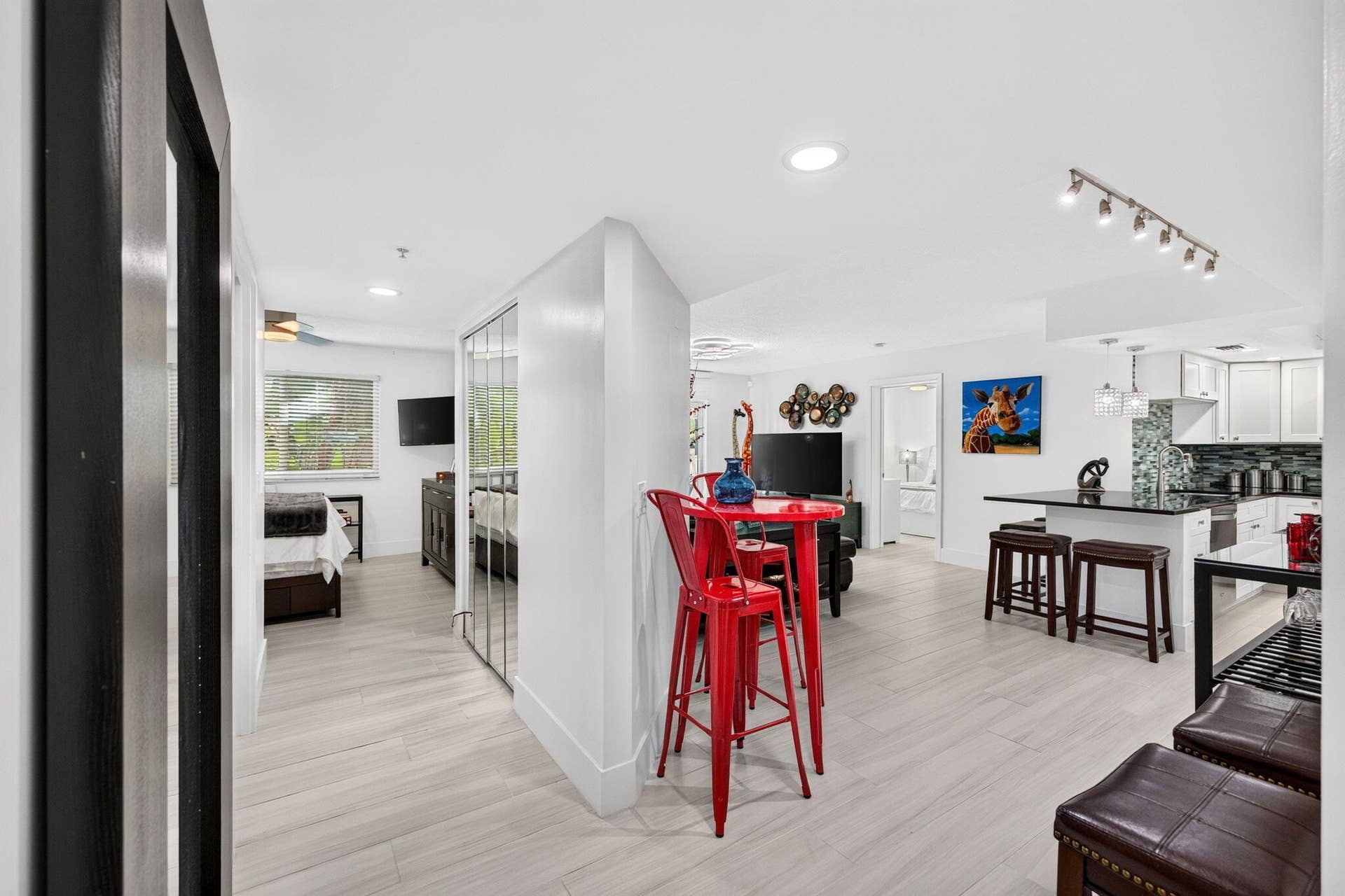 2039 SE 10TH Avenue, #512, Fort Lauderdale, FL 33316 9-web-or-mls-699A3594